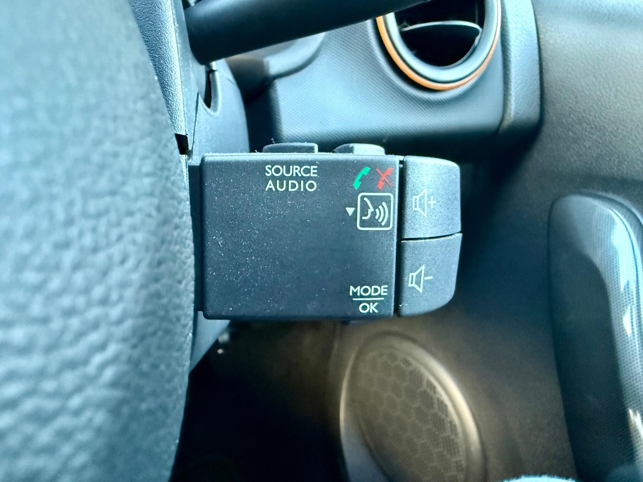 Dacia Sandero Stepway 0.9 TCe SE Summit Euro 6 (s/s) 5dr 5dr Manual 2017