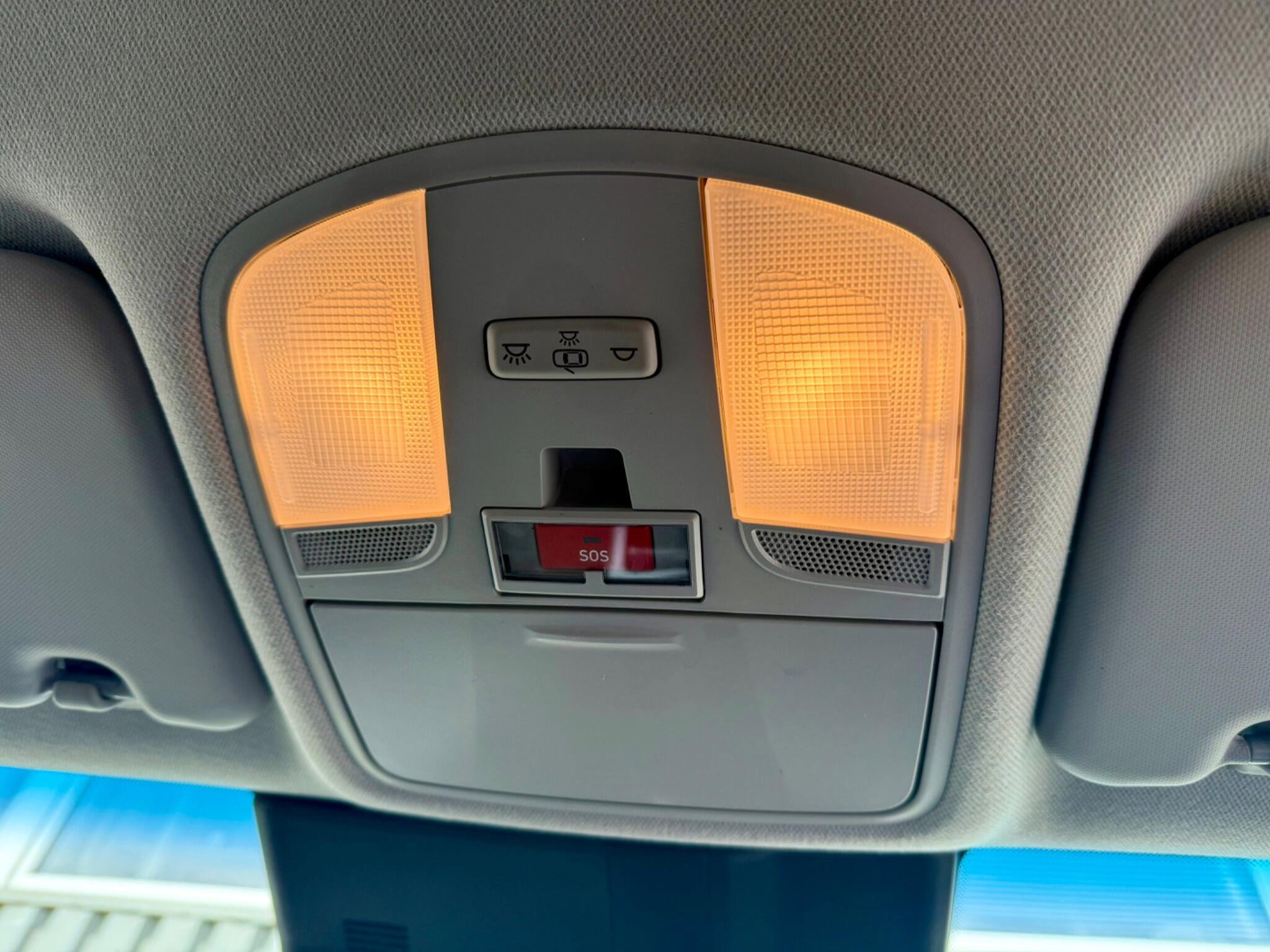 Hyundai Kona 39kWh SE Connect Auto 5dr (10.5kW Charger) 5dr Automatic 2021