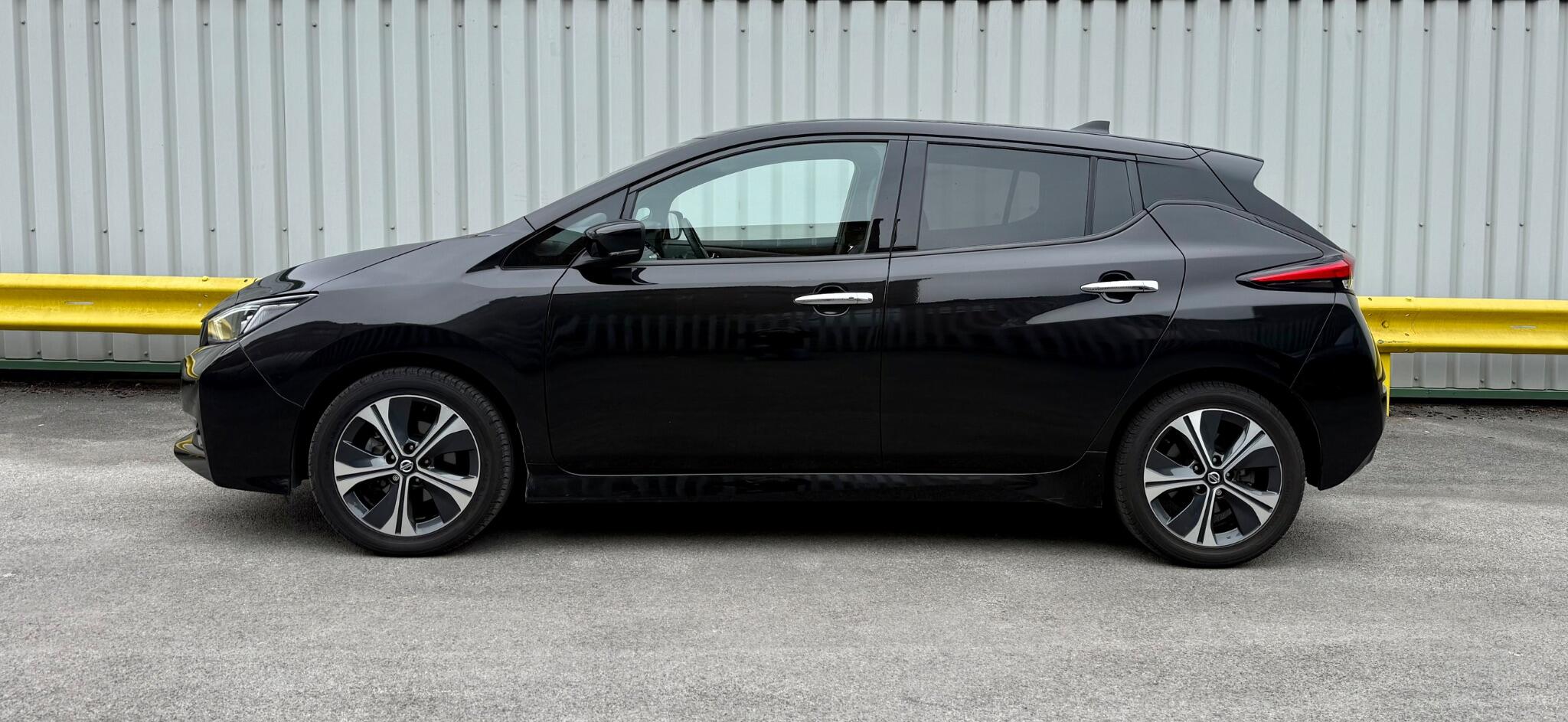 Nissan Leaf 40kWh Tekna Hatchback 5dr Electric Auto (150 ps) 5dr Automatic 2022