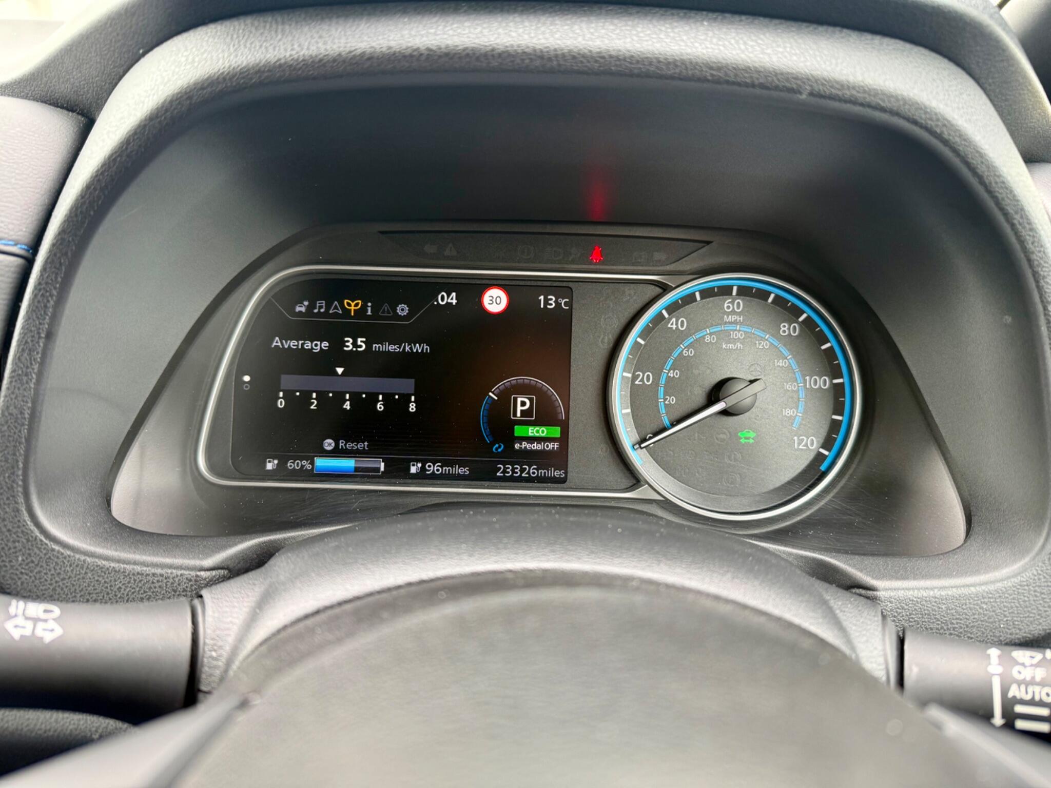 Nissan Leaf 40kWh Tekna Hatchback 5dr Electric Auto (150 ps) 5dr Automatic 2022