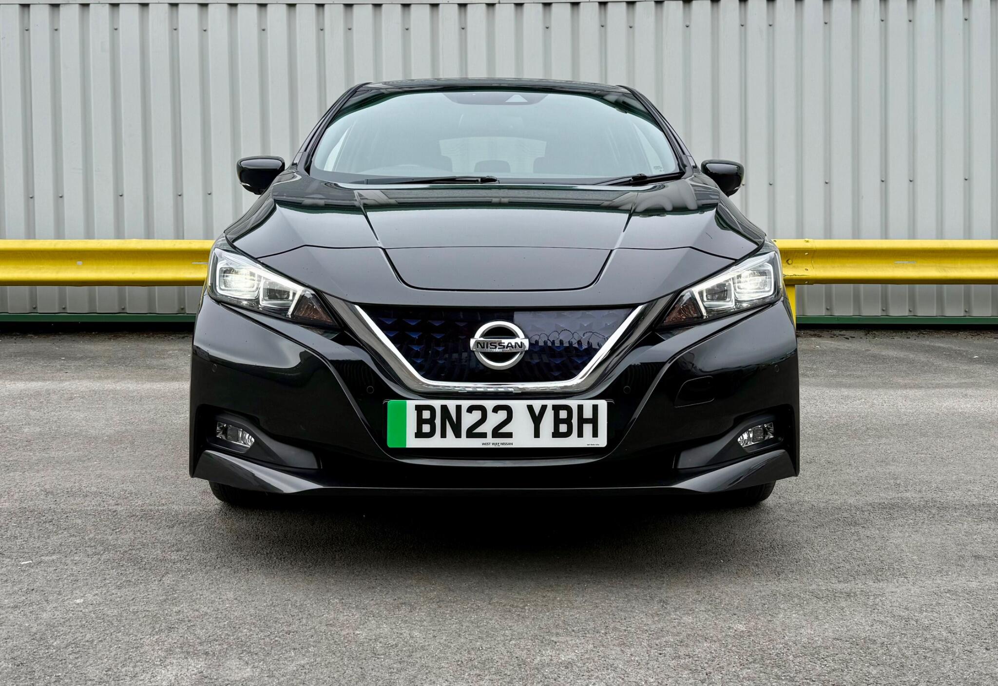 Nissan Leaf 40kWh Tekna Hatchback 5dr Electric Auto (150 ps) 5dr Automatic 2022