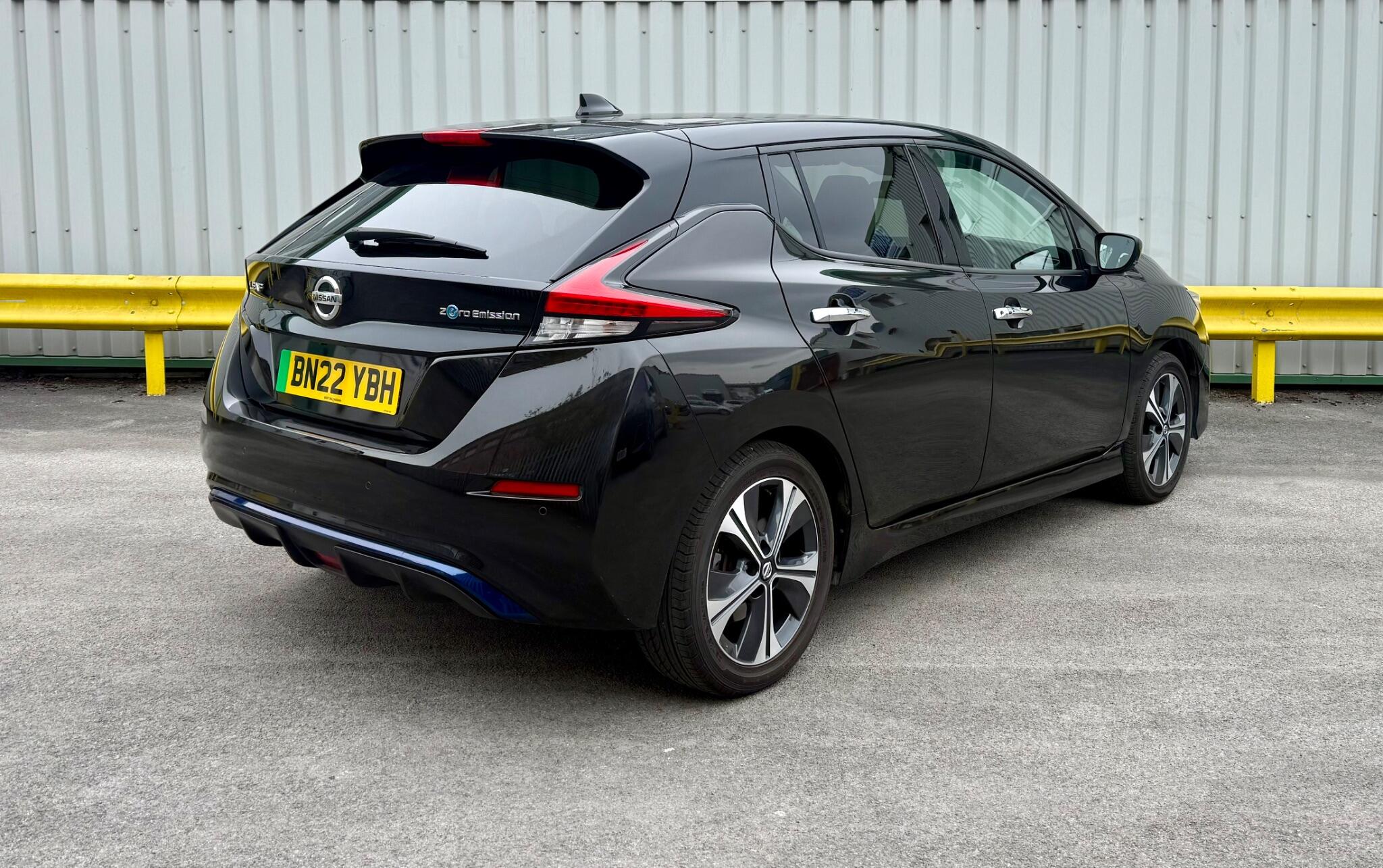 Nissan Leaf 40kWh Tekna Hatchback 5dr Electric Auto (150 ps) 5dr Automatic 2022