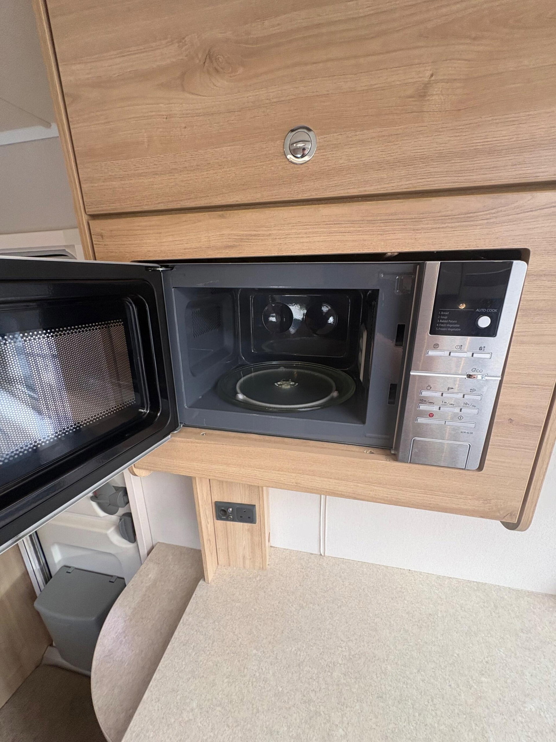 Elddis Chatsworth 0dr 2026