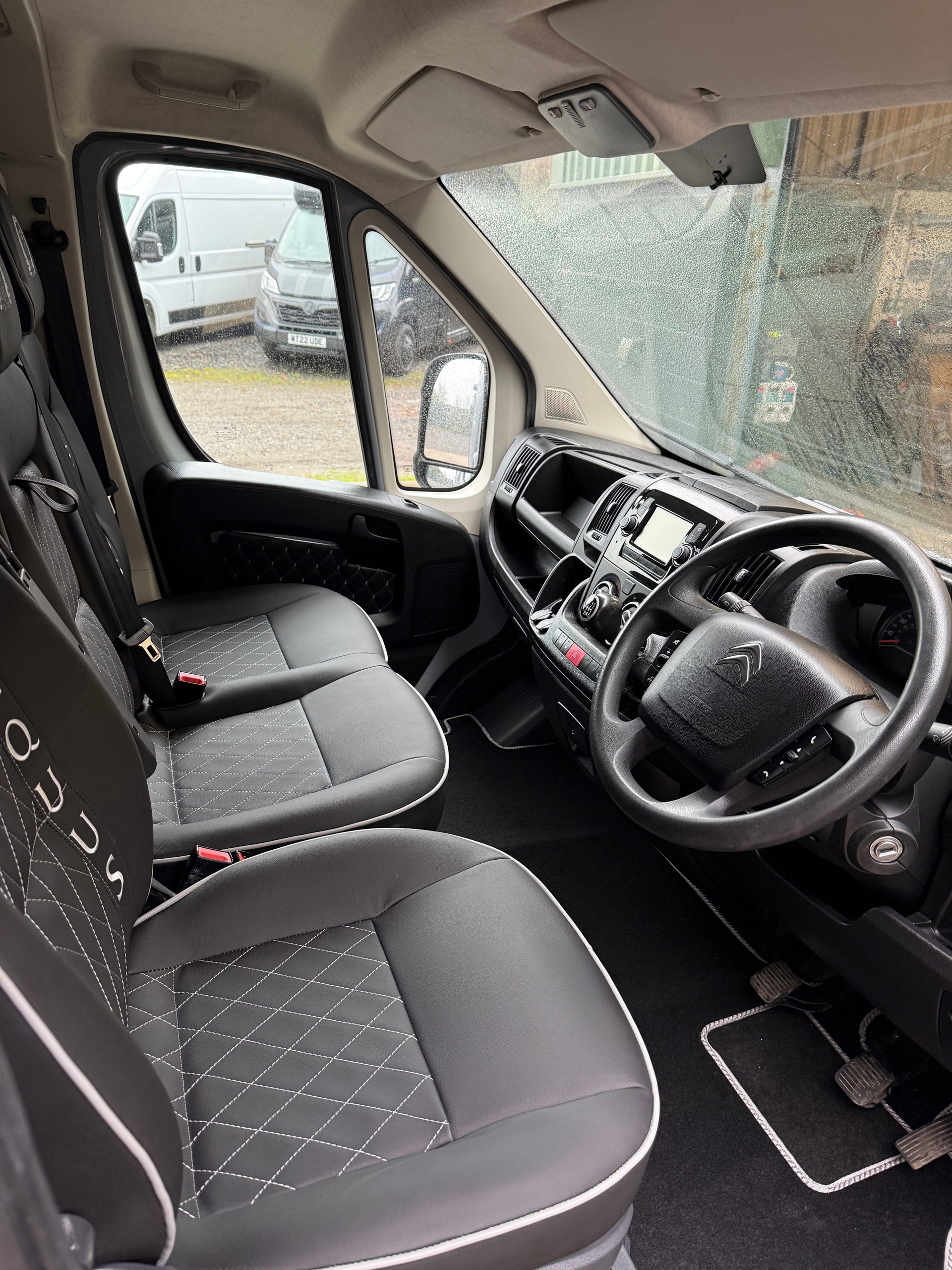 Citroen Relay 2.2 BlueHDi 35 Enterprise Panel Van 5dr Diesel Manual L3 High Roof Euro 6 (s/s) (140 ps) 5dr Manual 2022