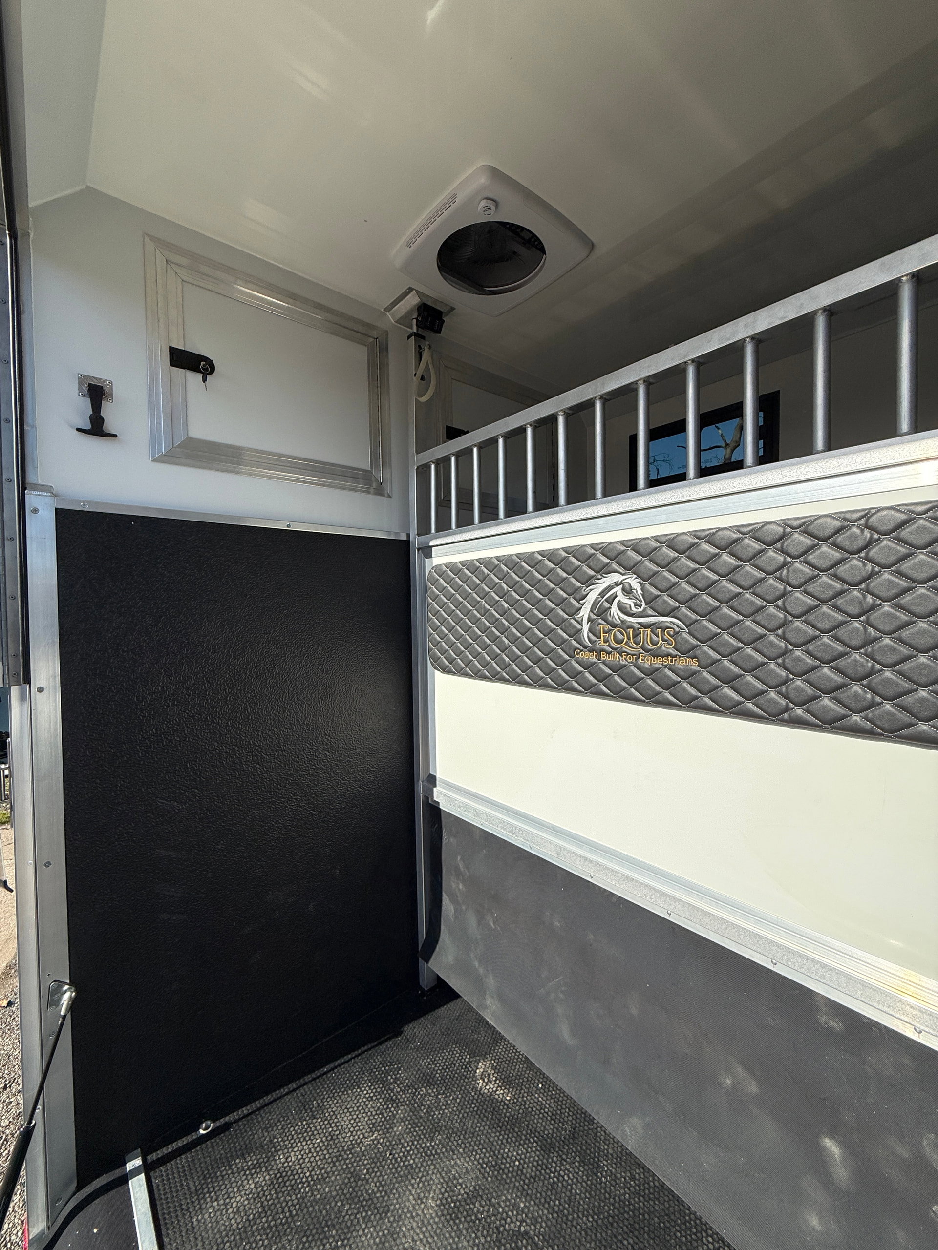 Citroen Relay 2.2 BlueHDi 35 Enterprise Panel Van 5dr Diesel Manual L3 High Roof Euro 6 (s/s) (140 ps) 5dr Manual 2022