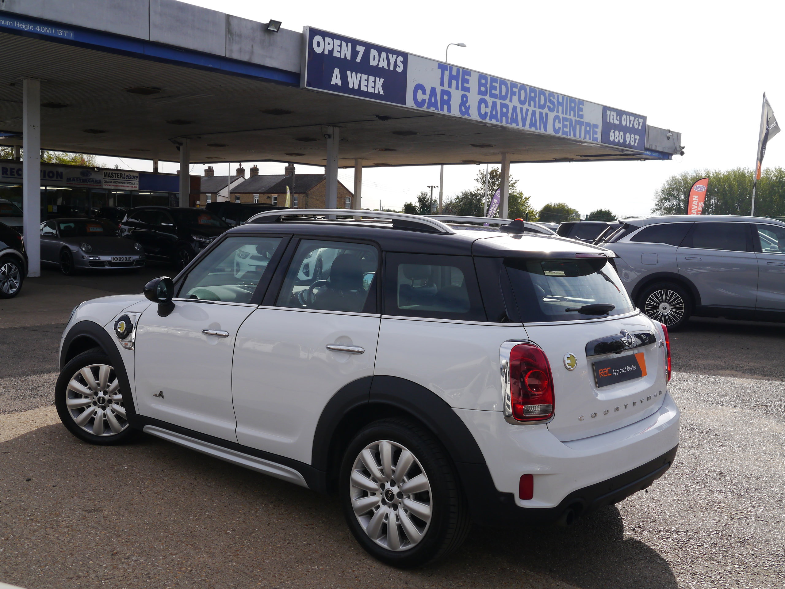 MINI Countryman 1.5 7.6kWh Cooper SE SUV 5dr Petrol Plug-in Hybrid Auto ALL4 Euro 6 (s/s) (224 ps) 5dr Automatic 2026