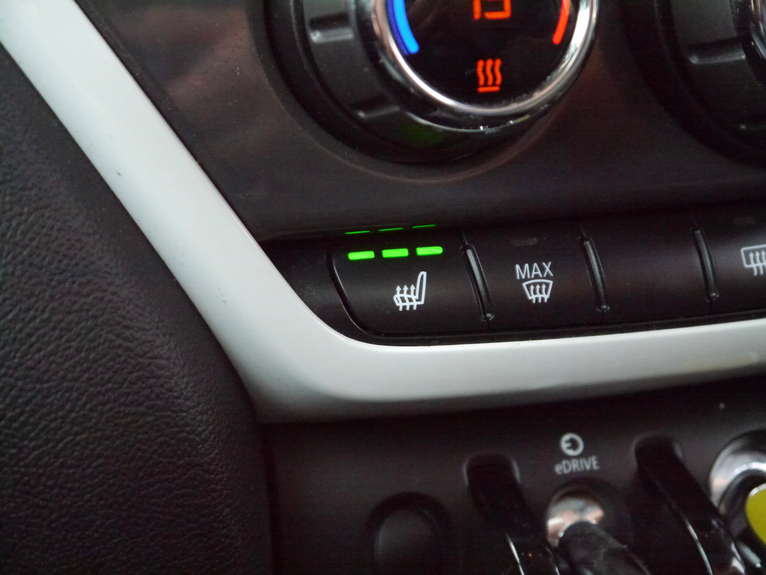MINI Countryman 1.5 7.6kWh Cooper SE SUV 5dr Petrol Plug-in Hybrid Auto ALL4 Euro 6 (s/s) (224 ps) 5dr Automatic 2026