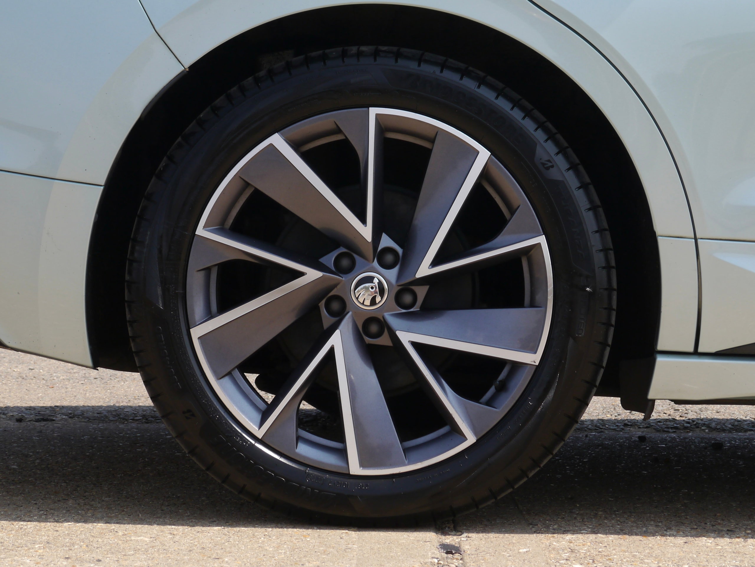 Skoda Enyaq iV 82kWh 80 SportLine SUV 5dr Electric Auto (DC125kW) (204 ps) 5dr Automatic 2026