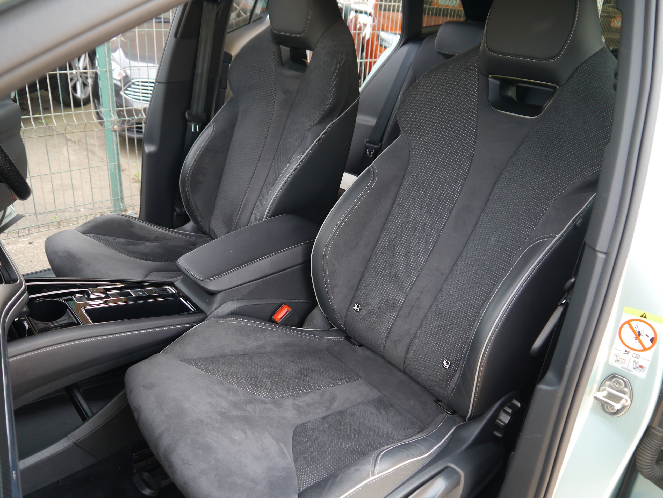 Skoda Enyaq iV 82kWh 80 SportLine SUV 5dr Electric Auto (DC125kW) (204 ps) 5dr Automatic 2026