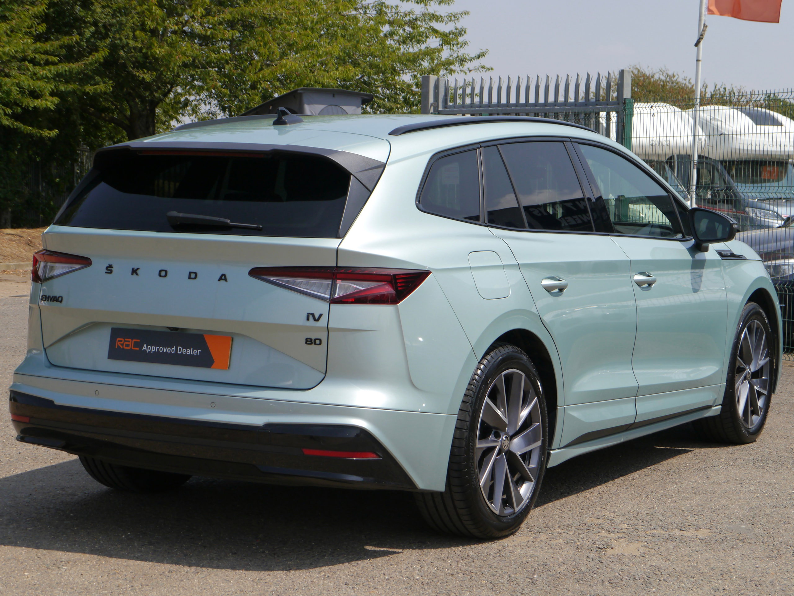 Skoda Enyaq iV 82kWh 80 SportLine SUV 5dr Electric Auto (DC125kW) (204 ps) 5dr Automatic 2026