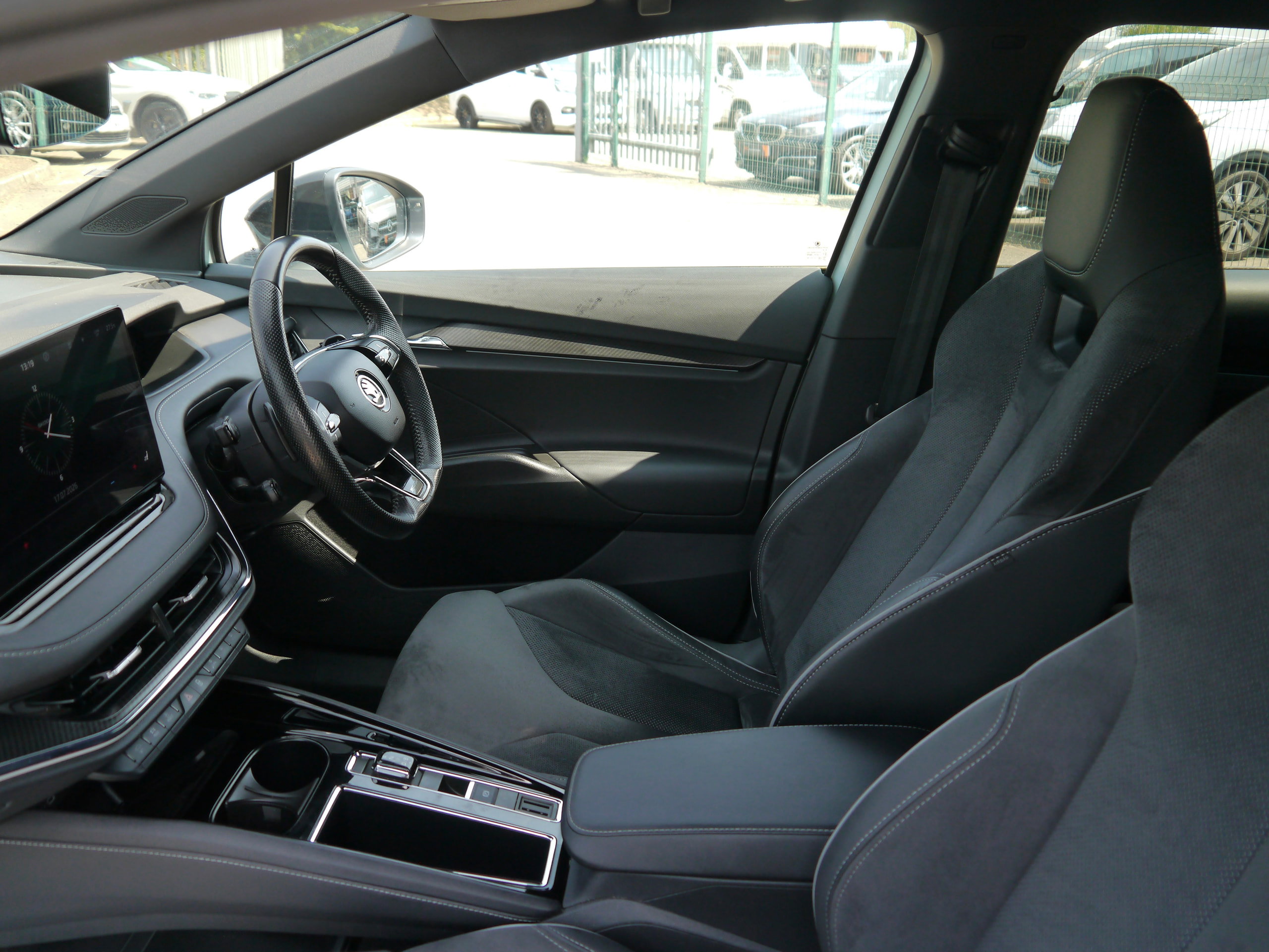 Skoda Enyaq iV 82kWh 80 SportLine SUV 5dr Electric Auto (DC125kW) (204 ps) 5dr Automatic 2026