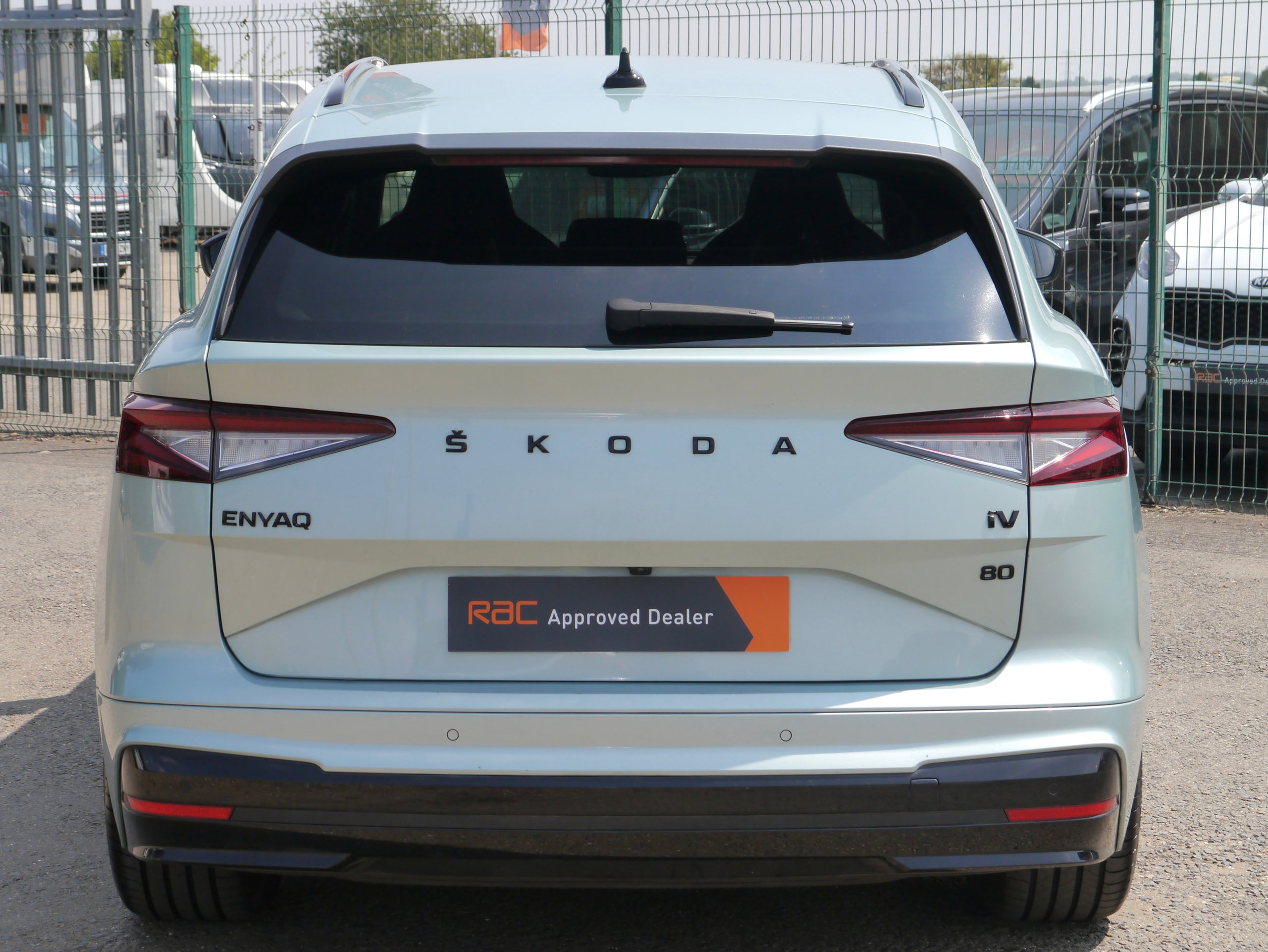 Skoda Enyaq iV 82kWh 80 SportLine SUV 5dr Electric Auto (DC125kW) (204 ps) 5dr Automatic 2026