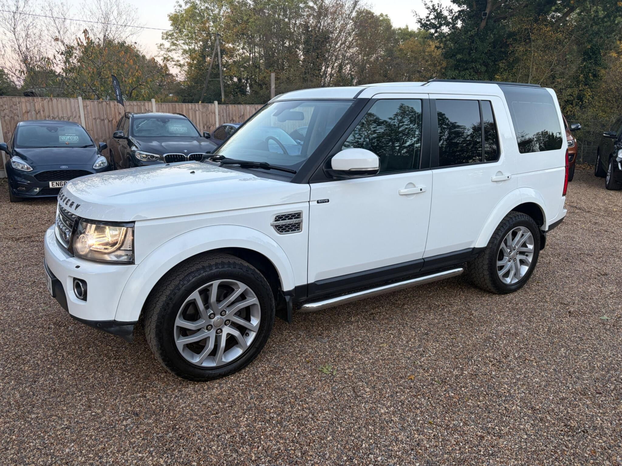 Used Land Rover Discovery 4 3.0 SD V6 HSE Auto 4WD Euro 5 (s/s) 5dr ...