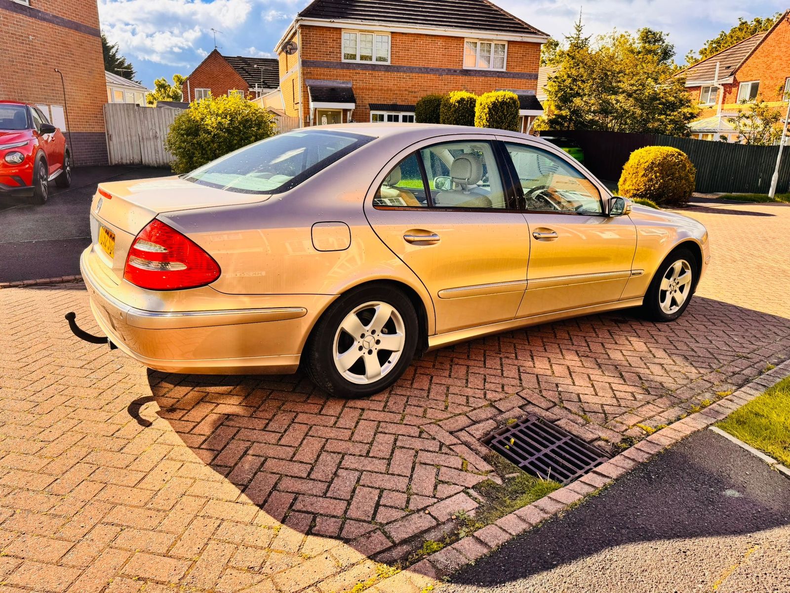 Mercedes-Benz E Class 2.6 E240 Avantgarde Saloon 4dr Petrol Automatic (247 g/km, 177 bhp) 4dr Automatic 2026