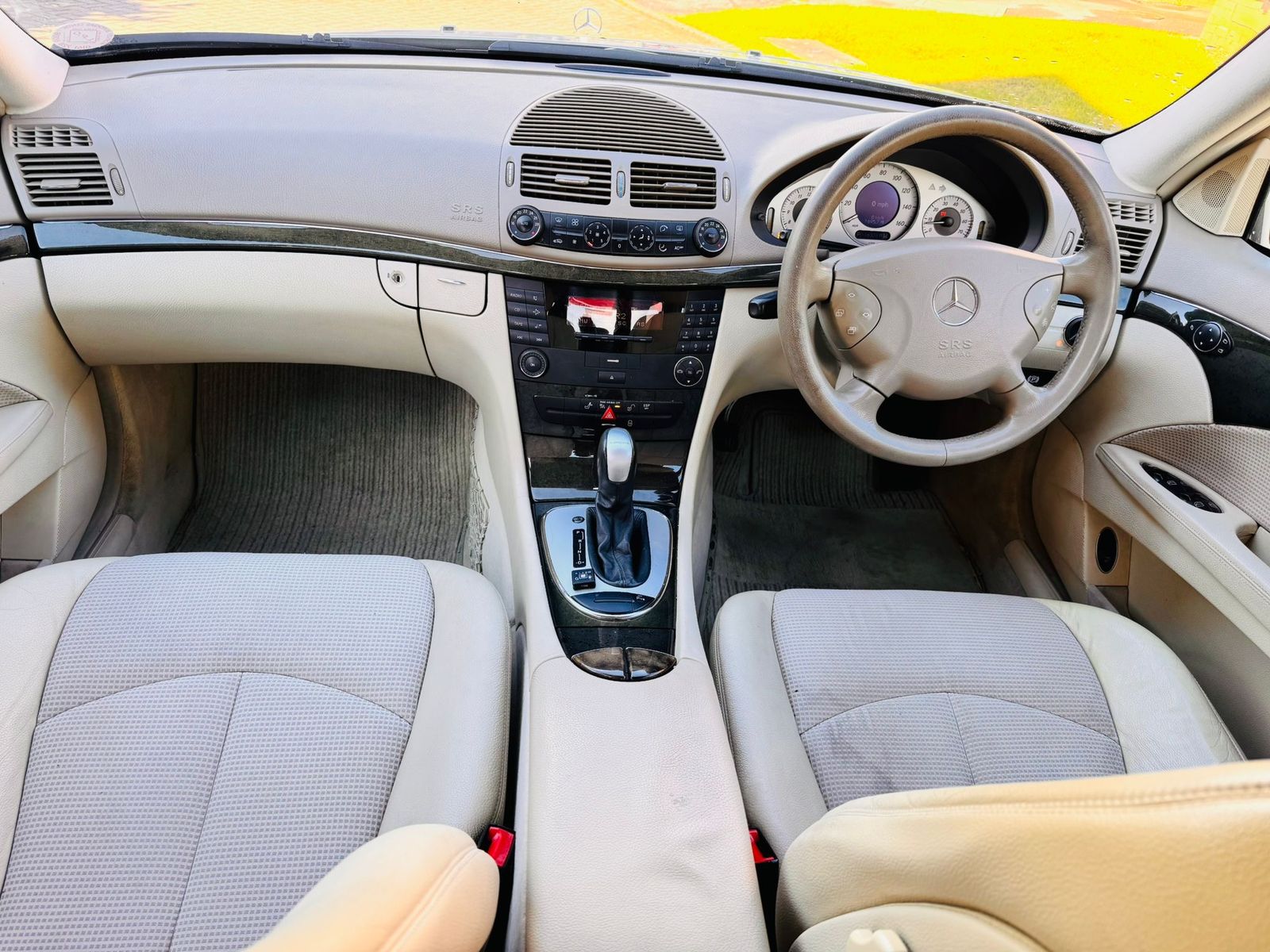 Mercedes-Benz E Class 2.6 E240 Avantgarde Saloon 4dr Petrol Automatic (247 g/km, 177 bhp) 4dr Automatic 2026
