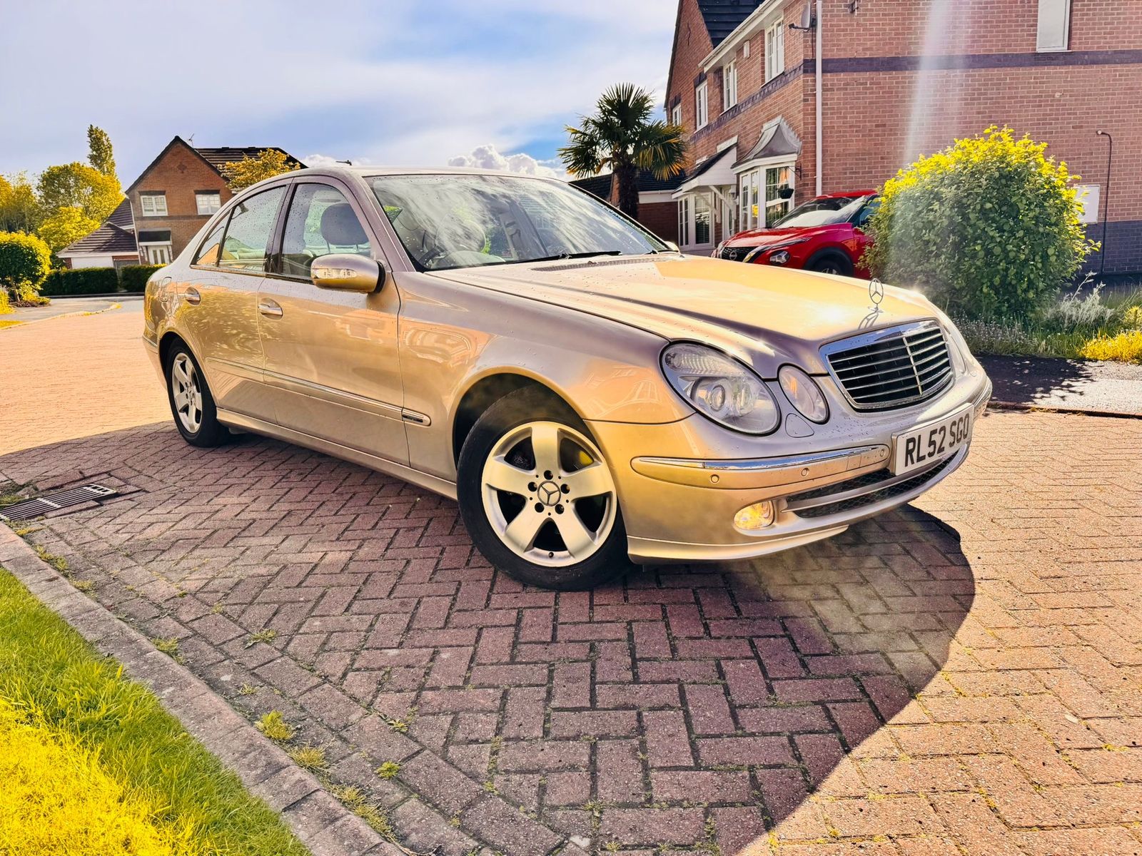 Mercedes-Benz E Class 2.6 E240 Avantgarde Saloon 4dr Petrol Automatic (247 g/km, 177 bhp) 4dr Automatic 2026