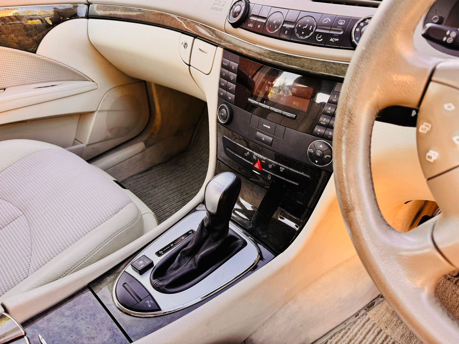 Mercedes-Benz E Class 2.6 E240 Avantgarde Saloon 4dr Petrol Automatic (247 g/km, 177 bhp) 4dr Automatic 2026