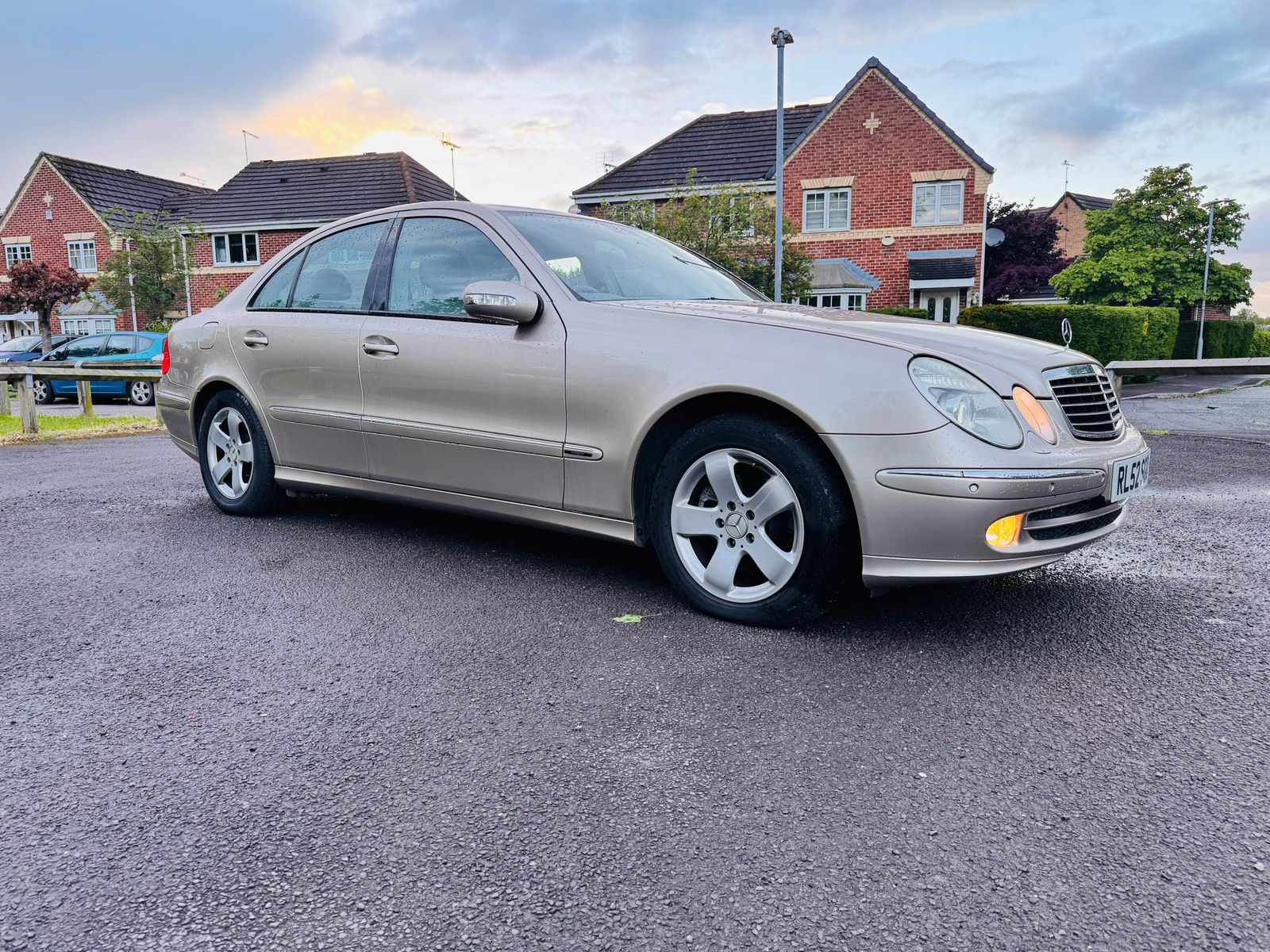 Mercedes-Benz E Class 2.6 E240 Avantgarde Saloon 4dr Petrol Automatic (247 g/km, 177 bhp) 4dr Automatic 2026