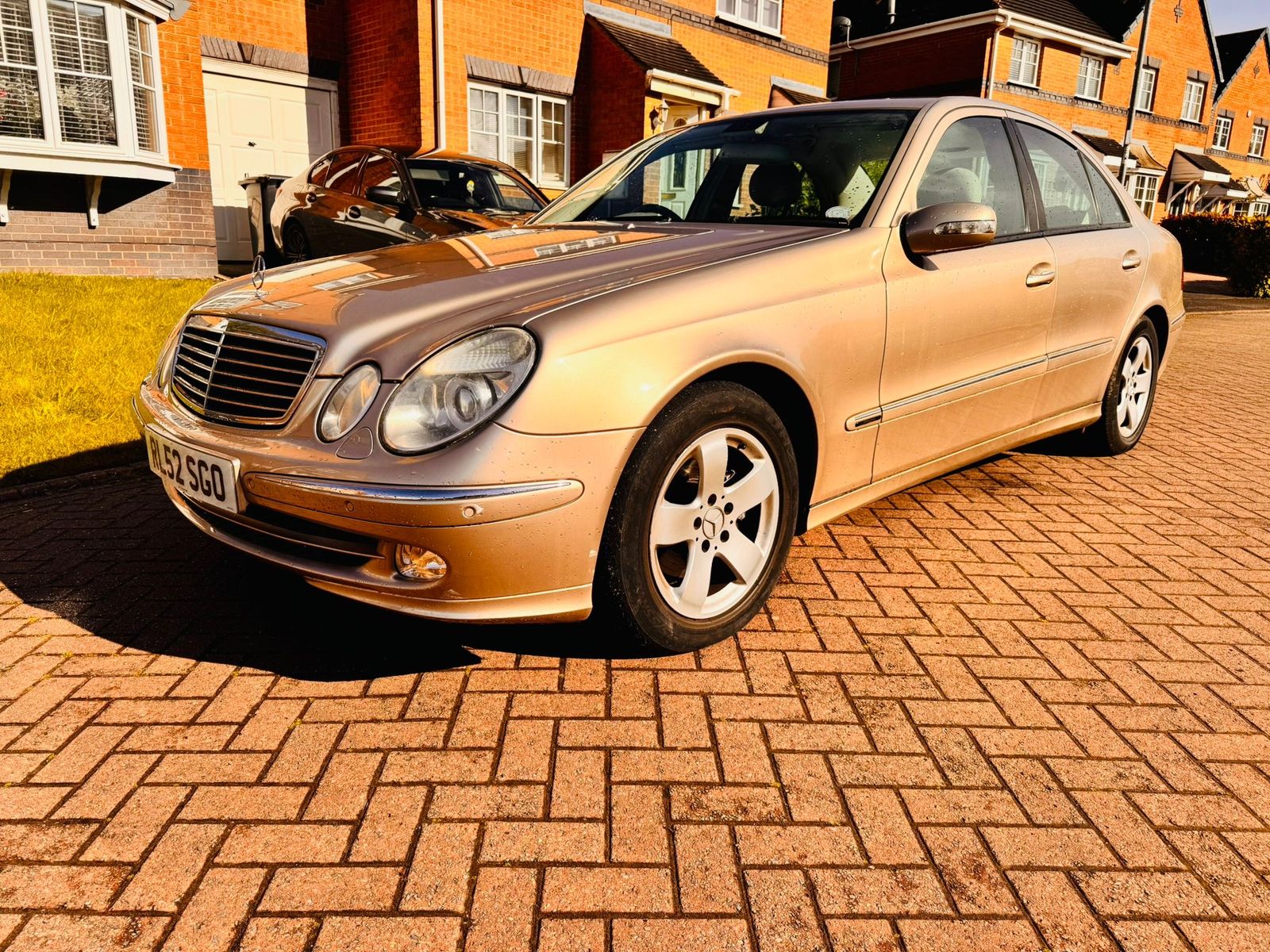 Mercedes-Benz E Class 2.6 E240 Avantgarde Saloon 4dr Petrol Automatic (247 g/km, 177 bhp) 4dr Automatic 2026