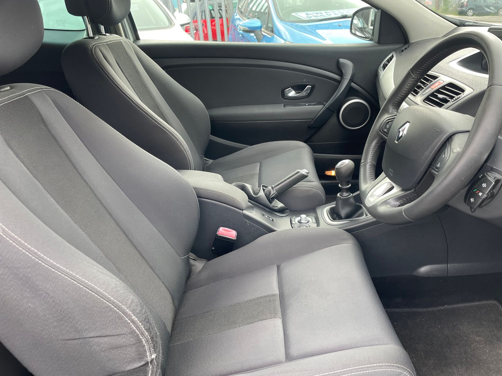 Renault Megane 1.6 16V Dynamique TomTom Coupe 3dr Petrol Manual Euro 5 (110 ps) 3dr Manual 2026