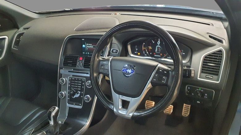 Volvo XC60 2.0 D4 R-Design Lux Nav SUV 5dr Diesel Manual Euro 6 (s/s) (190 ps) 5dr Manual 2026