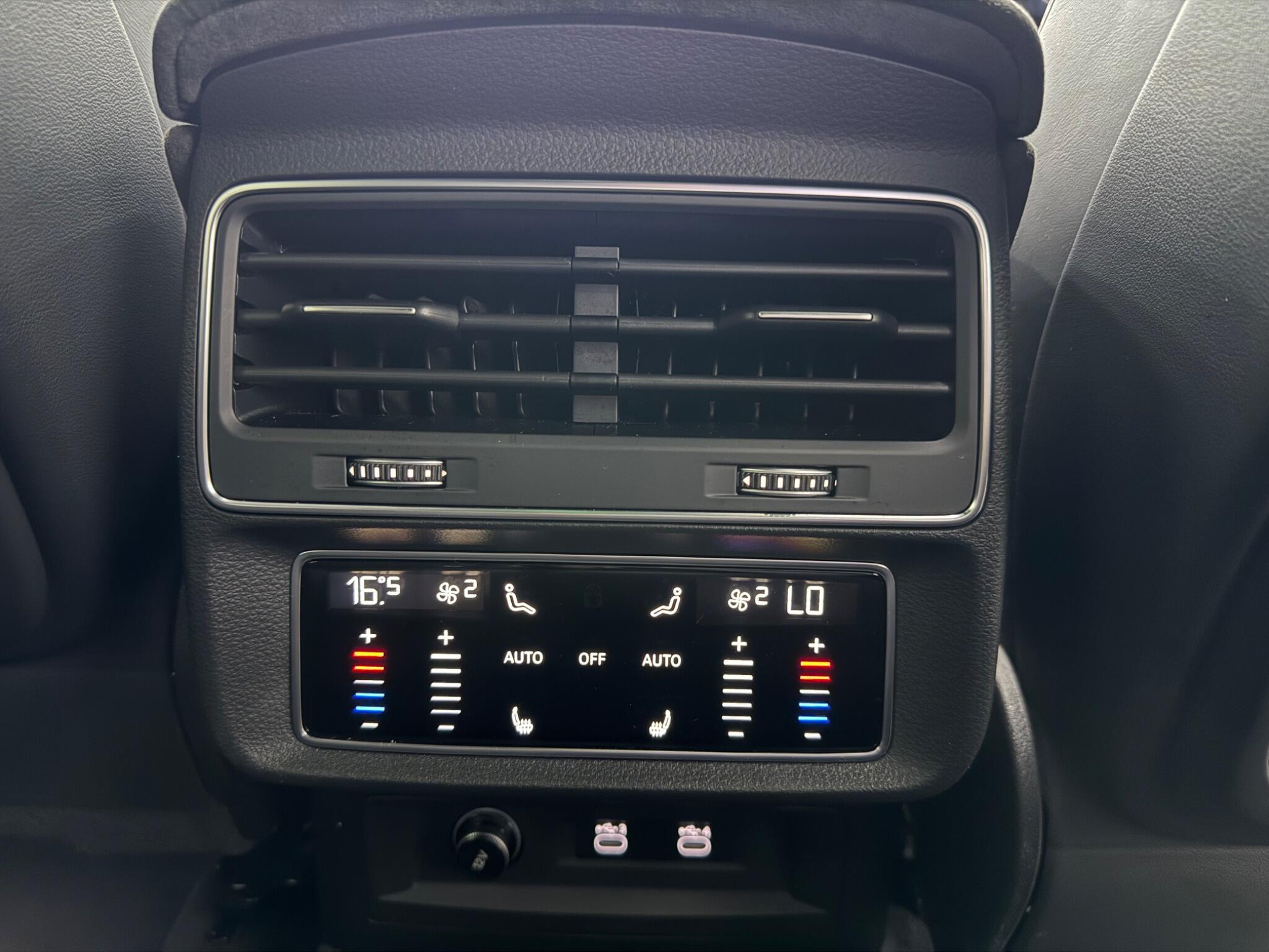 Audi Rsq8 4.0 TFSI V8 Vorsprung Tiptronic quattro Euro 6 (s/s) 5dr 5dr Automatic 2026