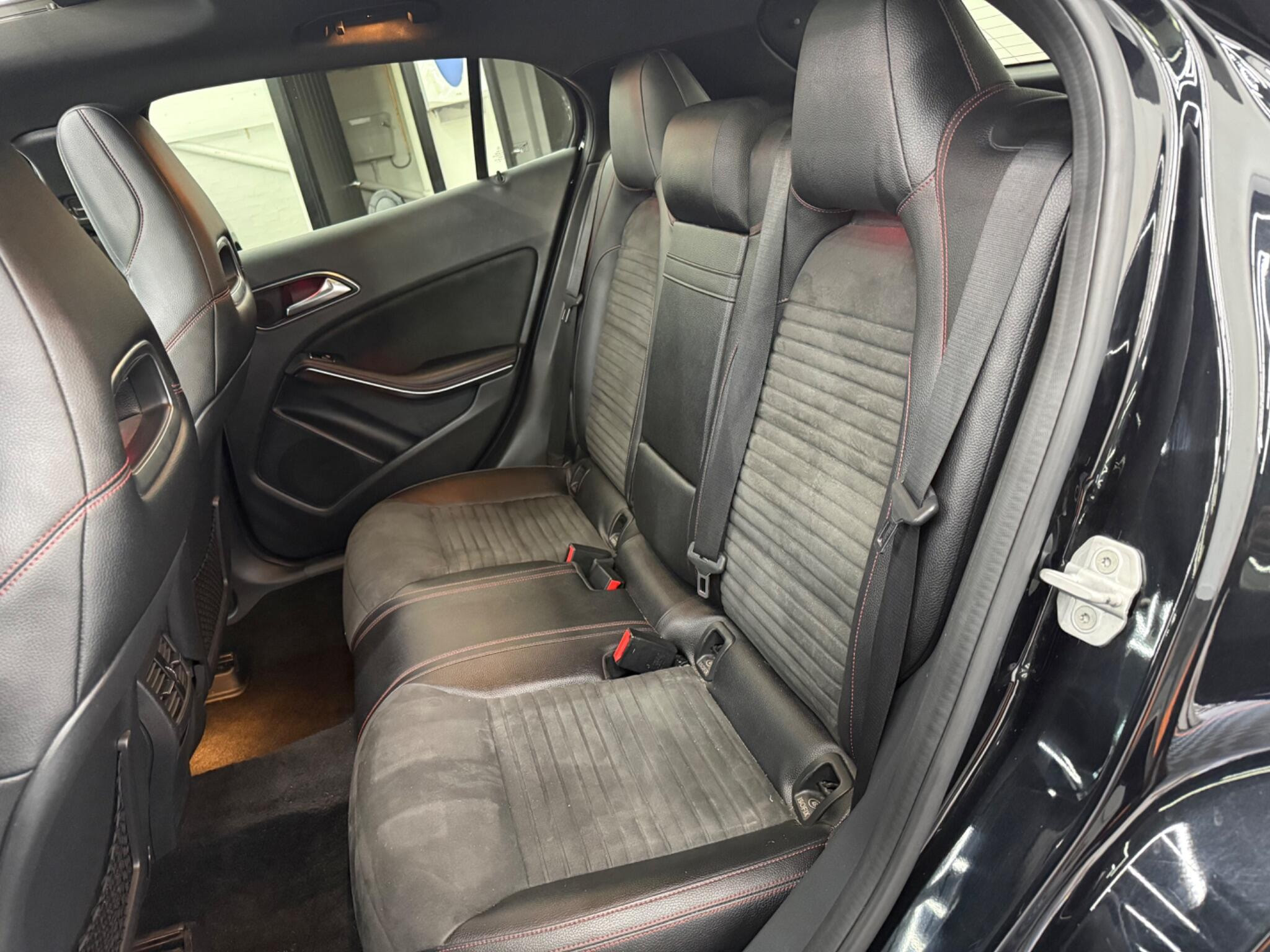 Mercedes-Benz GLA 2.1 GLA220d AMG Line (Premium Plus) 7G-DCT 4MATIC Euro 6 (s/s) 5dr 5dr Automatic 2026