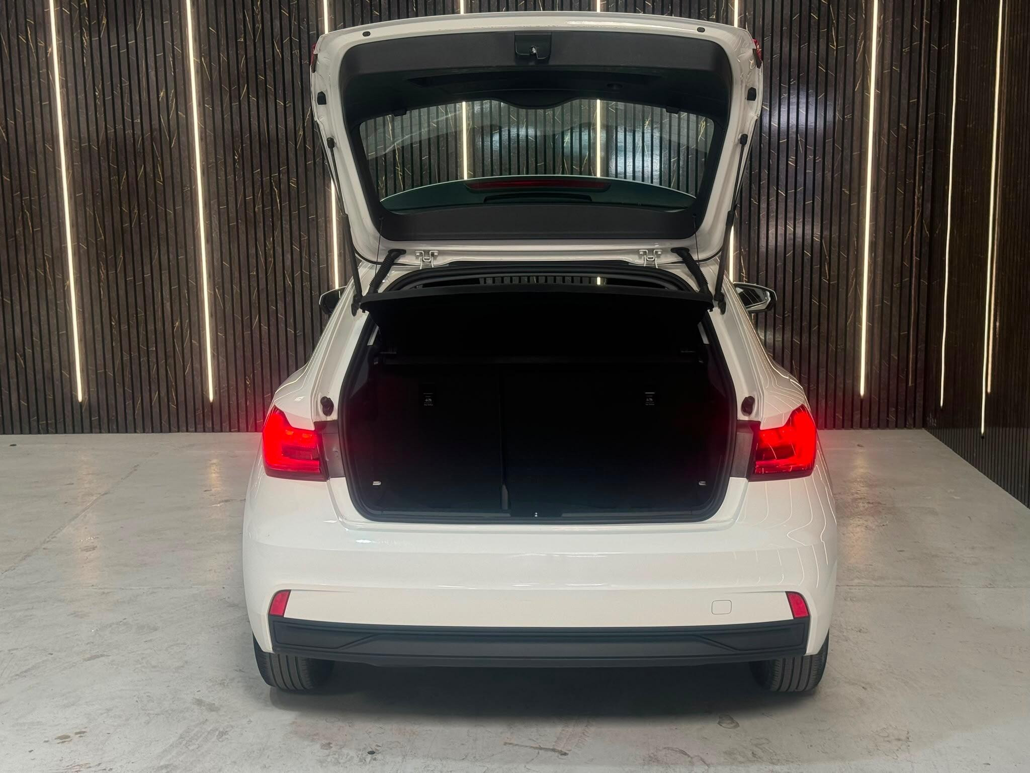Audi A1 1.0 TFSI 30 SE Sportback Euro 6 (s/s) 5dr 5dr Manual 2026