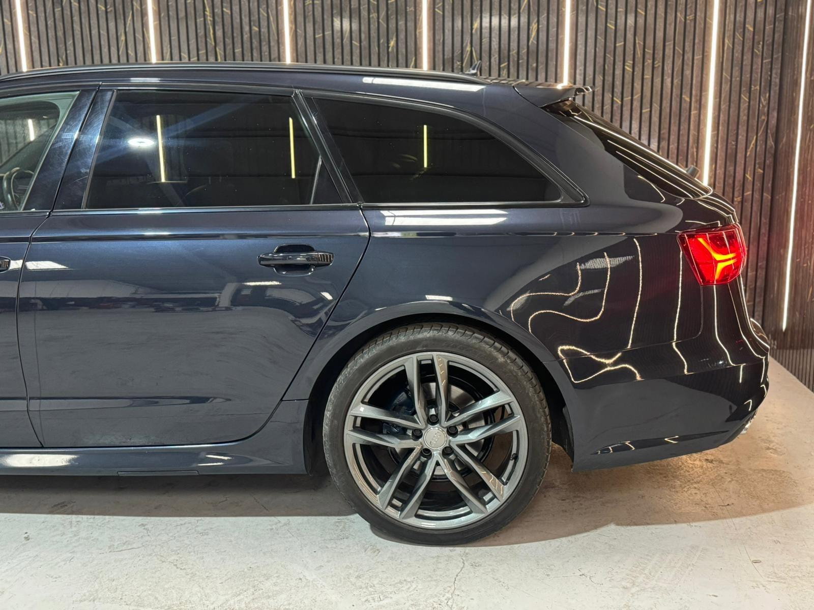 Audi A6 Avant 2.0 TDI ultra Black Edition S Tronic Euro 6 (s/s) 5dr 5dr Automatic 2026