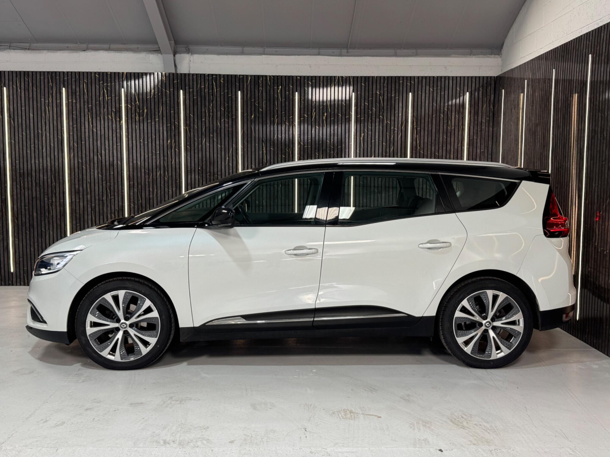 Renault Grand Scenic 1.5 dCi Dynamique Nav Euro 6 (s/s) 5dr 5dr Manual 2026