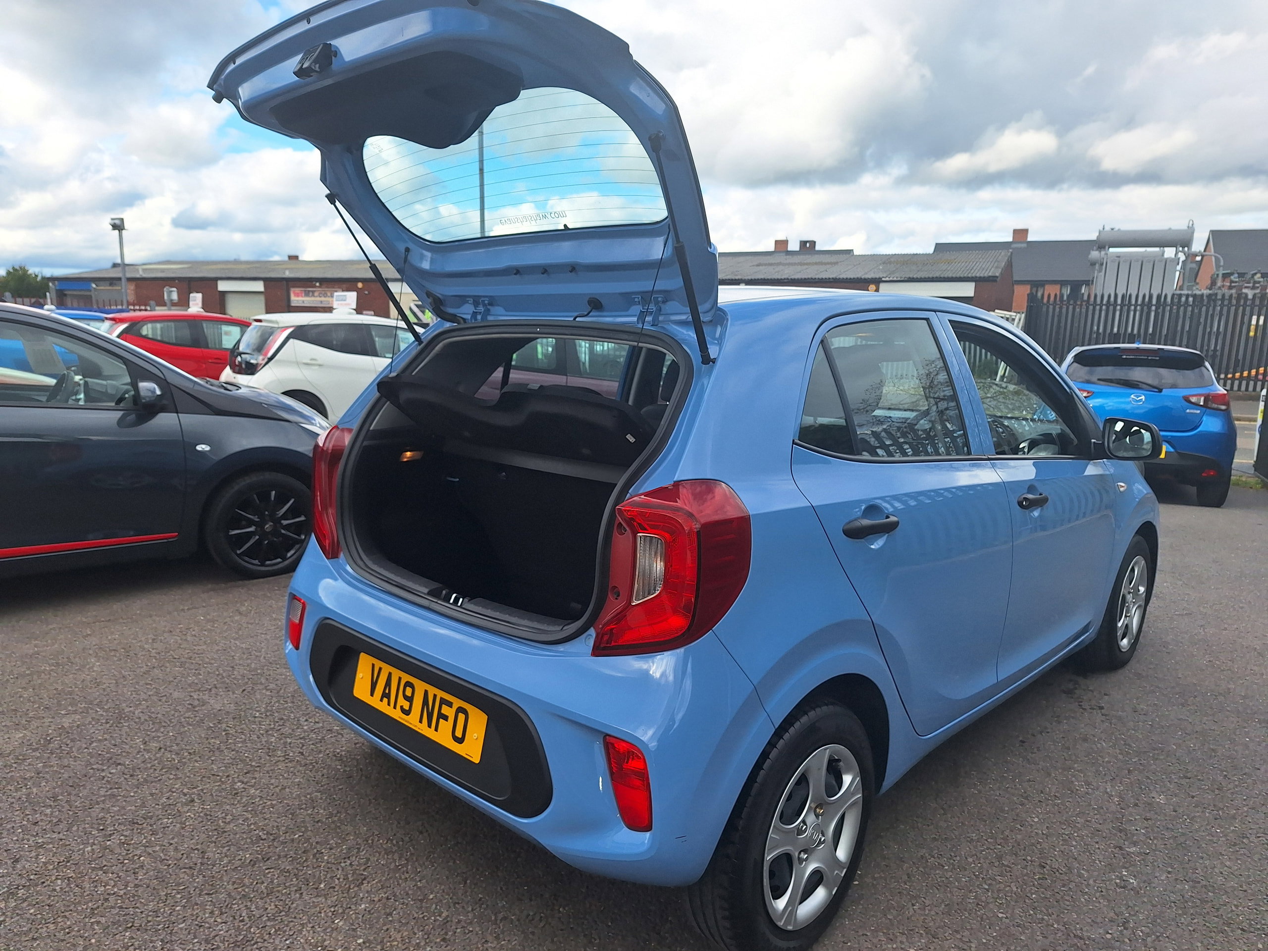Kia Picanto 1.0 1 Hatchback 5dr Petrol Manual Euro 6 (66 bhp) 5dr Manual 2026