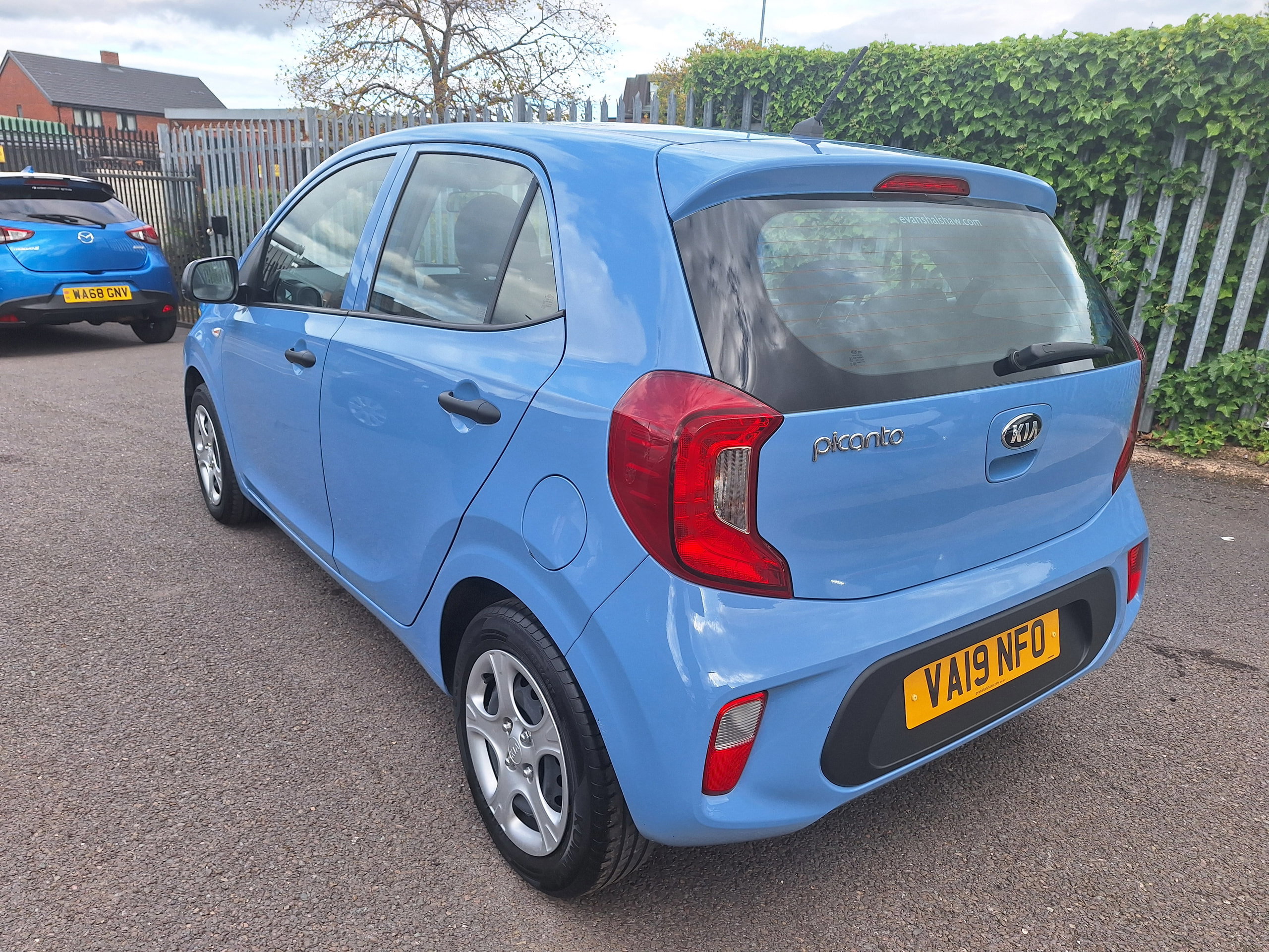 Kia Picanto 1.0 1 Hatchback 5dr Petrol Manual Euro 6 (66 bhp) 5dr Manual 2026