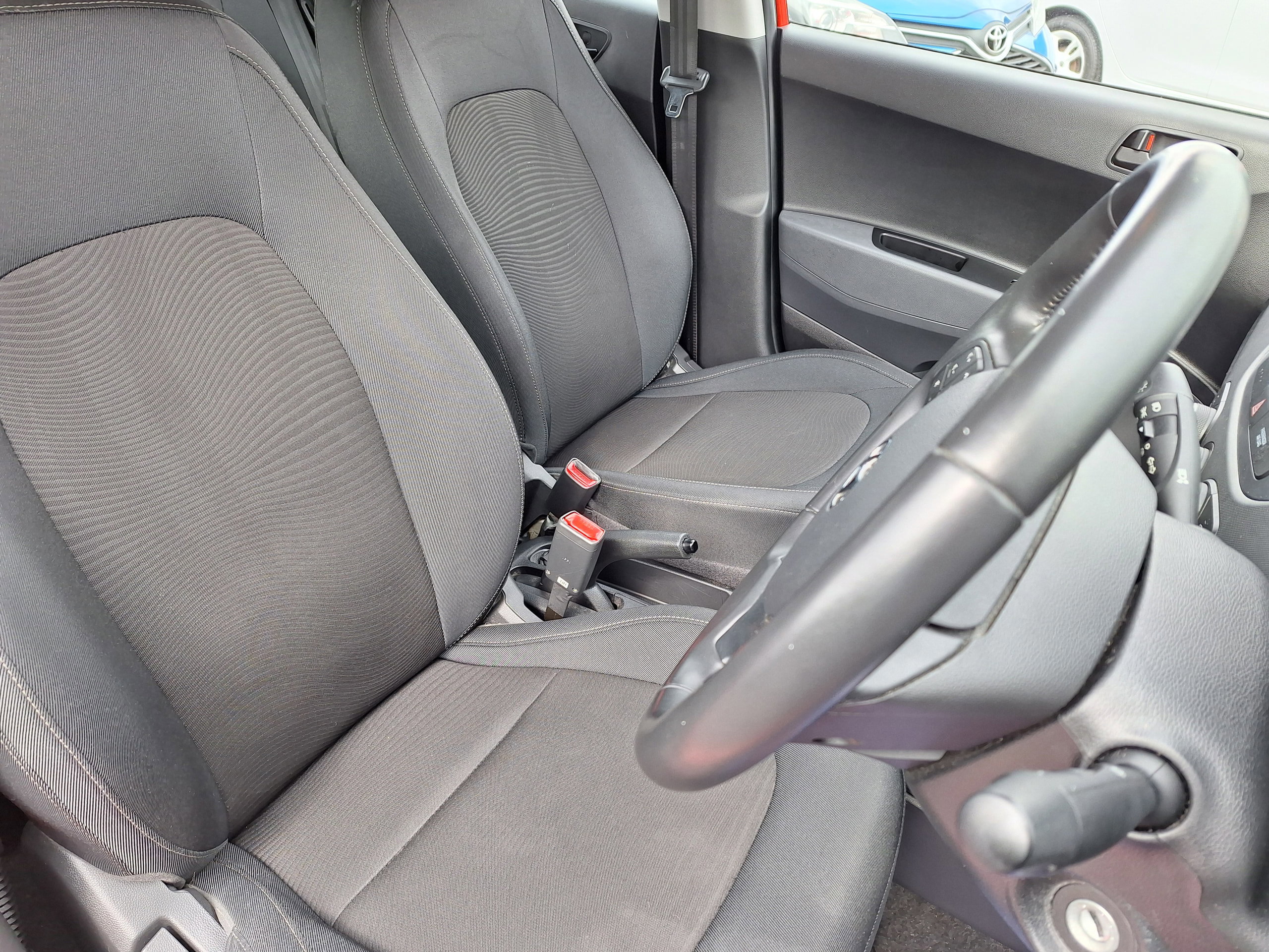 Hyundai I10 1.0 SE Hatchback 5dr Petrol Manual Euro 6 (67 ps) 5dr Manual 2026