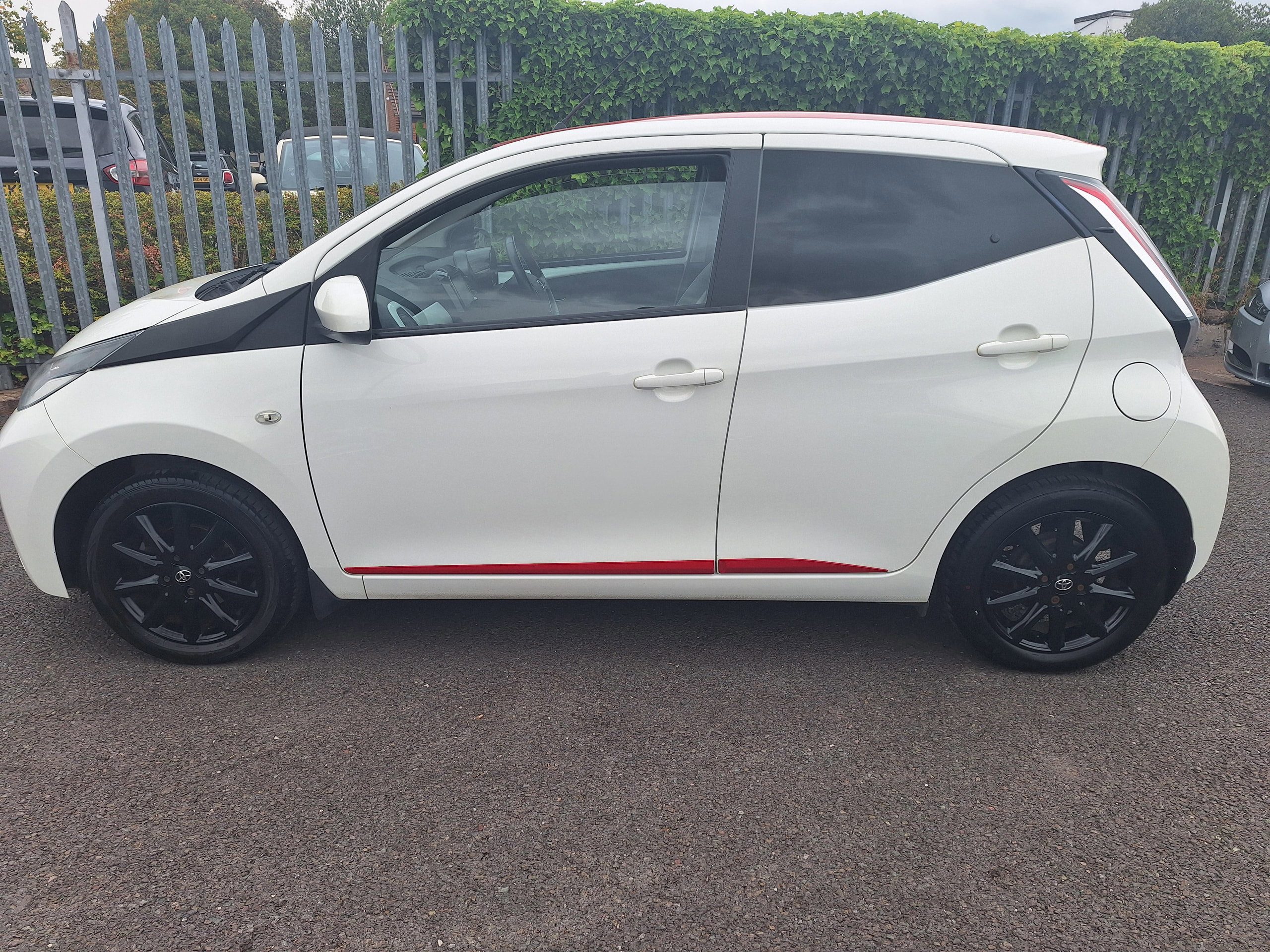 Toyota Aygo 1.0 VVT-i x-press Hatchback 5dr Petrol Manual Euro 6 (68 ps) 5dr Manual 2026