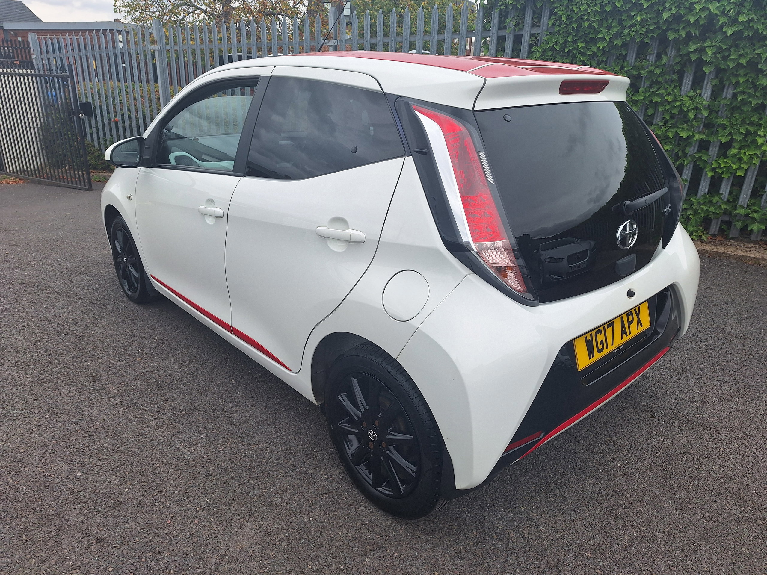 Toyota Aygo 1.0 VVT-i x-press Hatchback 5dr Petrol Manual Euro 6 (68 ps) 5dr Manual 2026