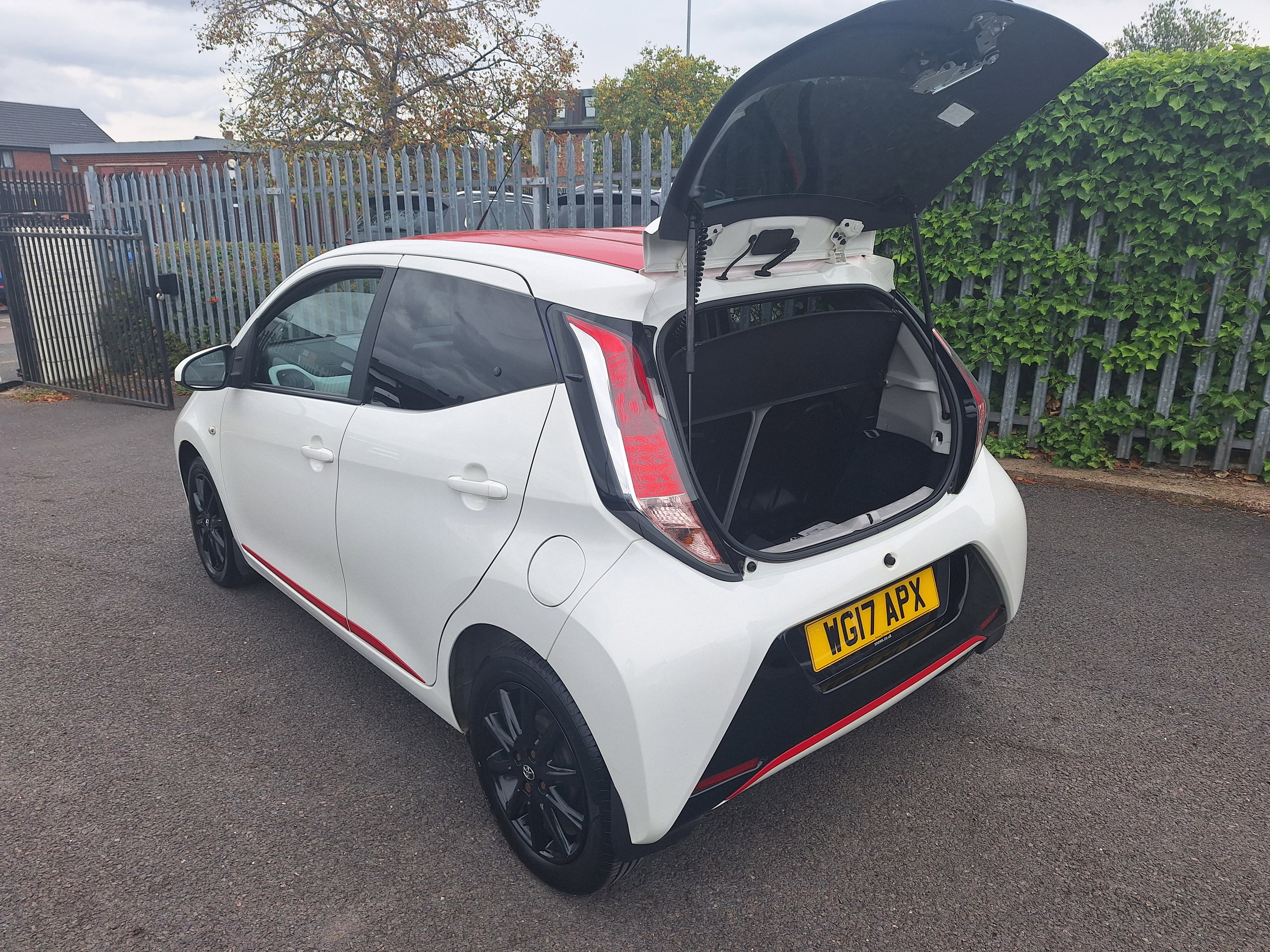 Toyota Aygo 1.0 VVT-i x-press Hatchback 5dr Petrol Manual Euro 6 (68 ps) 5dr Manual 2026