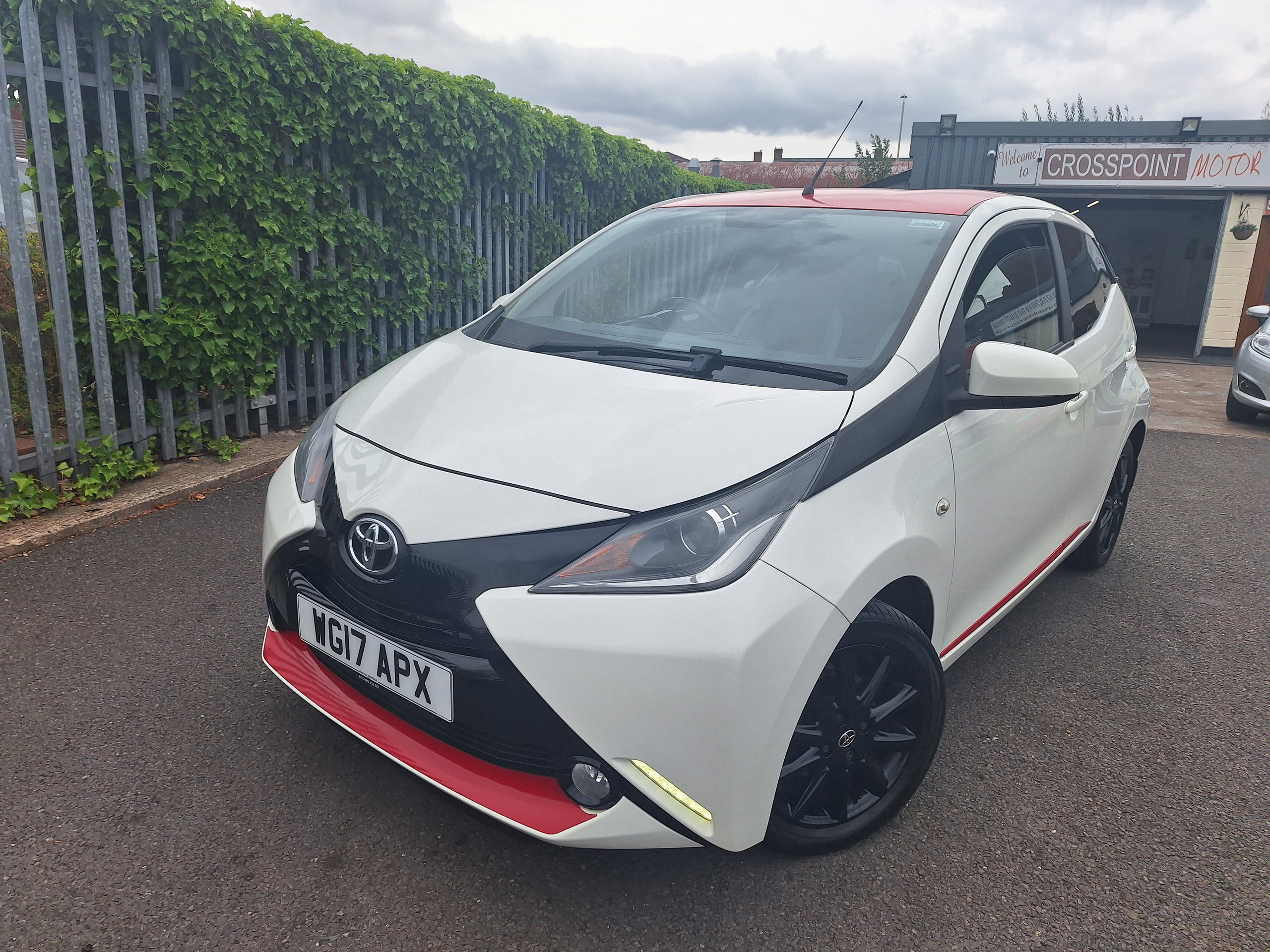 Toyota Aygo 1.0 VVT-i x-press Hatchback 5dr Petrol Manual Euro 6 (68 ps) 5dr Manual 2026
