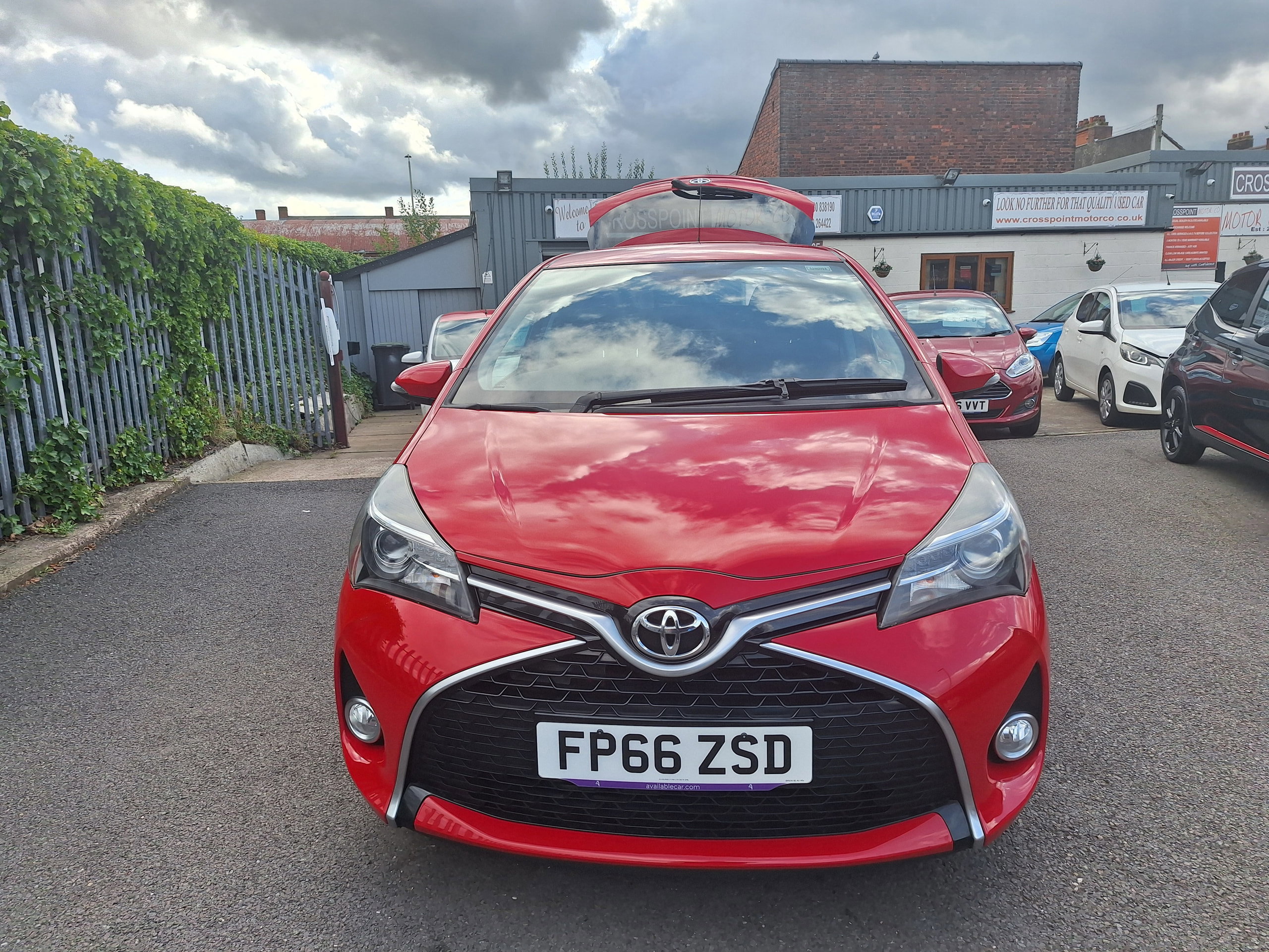 Toyota Yaris 1.33 Dual VVT-i Design Hatchback 5dr Petrol Manual Euro 6 (99 ps) 5dr Manual 2026