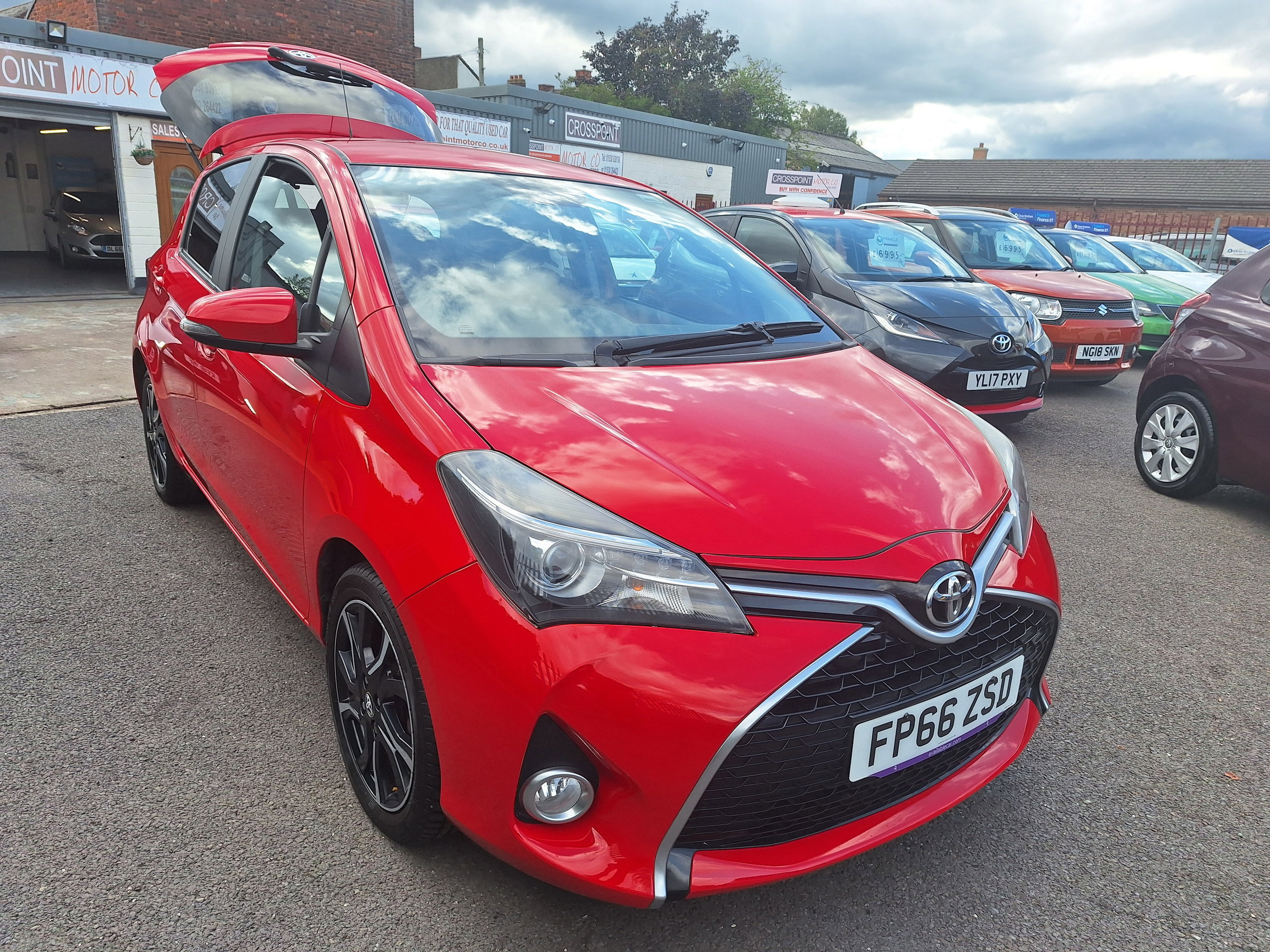 Toyota Yaris 1.33 Dual VVT-i Design Hatchback 5dr Petrol Manual Euro 6 (99 ps) 5dr Manual 2026