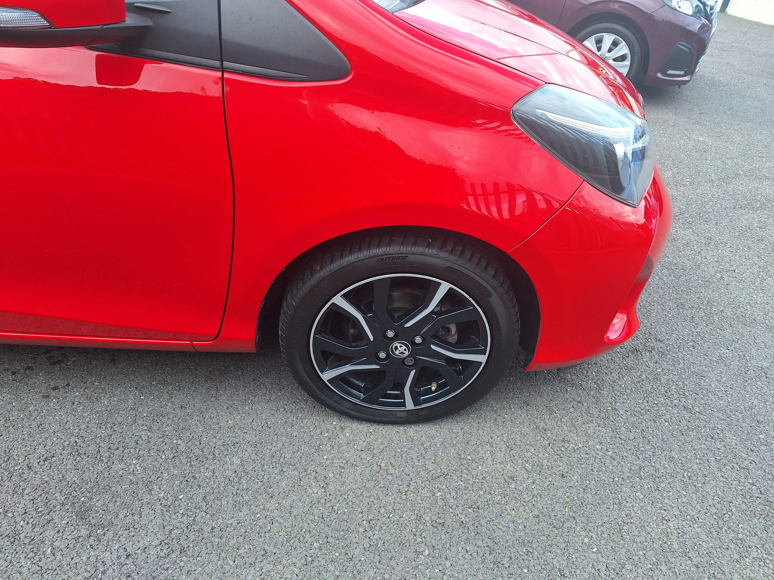 Toyota Yaris 1.33 Dual VVT-i Design Hatchback 5dr Petrol Manual Euro 6 (99 ps) 5dr Manual 2026