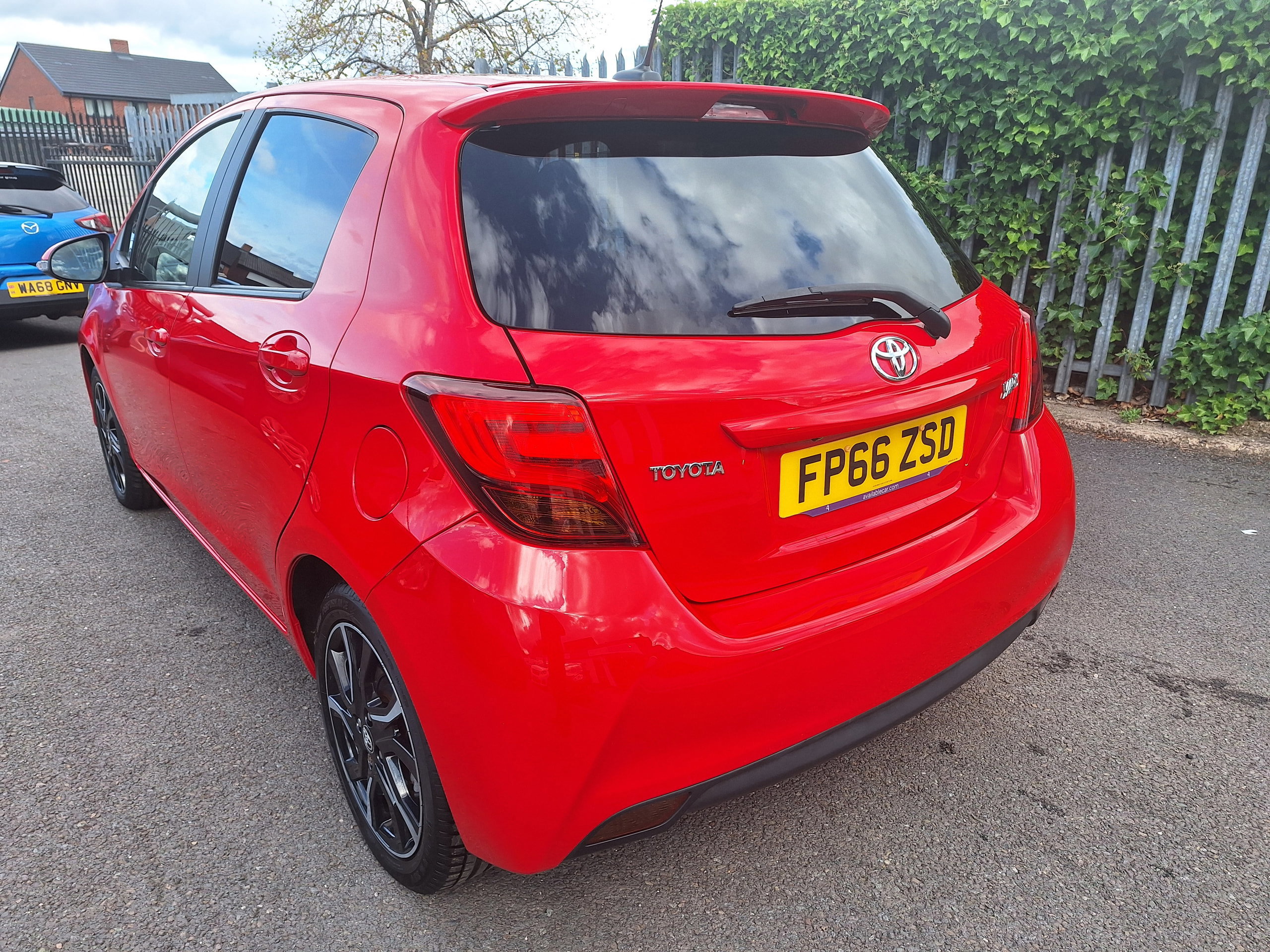 Toyota Yaris 1.33 Dual VVT-i Design Hatchback 5dr Petrol Manual Euro 6 (99 ps) 5dr Manual 2026