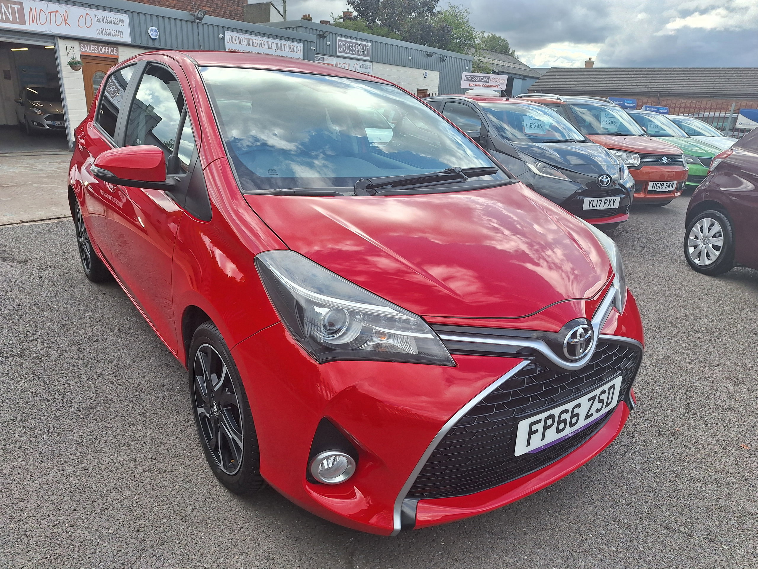 Toyota Yaris 1.33 Dual VVT-i Design Hatchback 5dr Petrol Manual Euro 6 (99 ps) 5dr Manual 2026