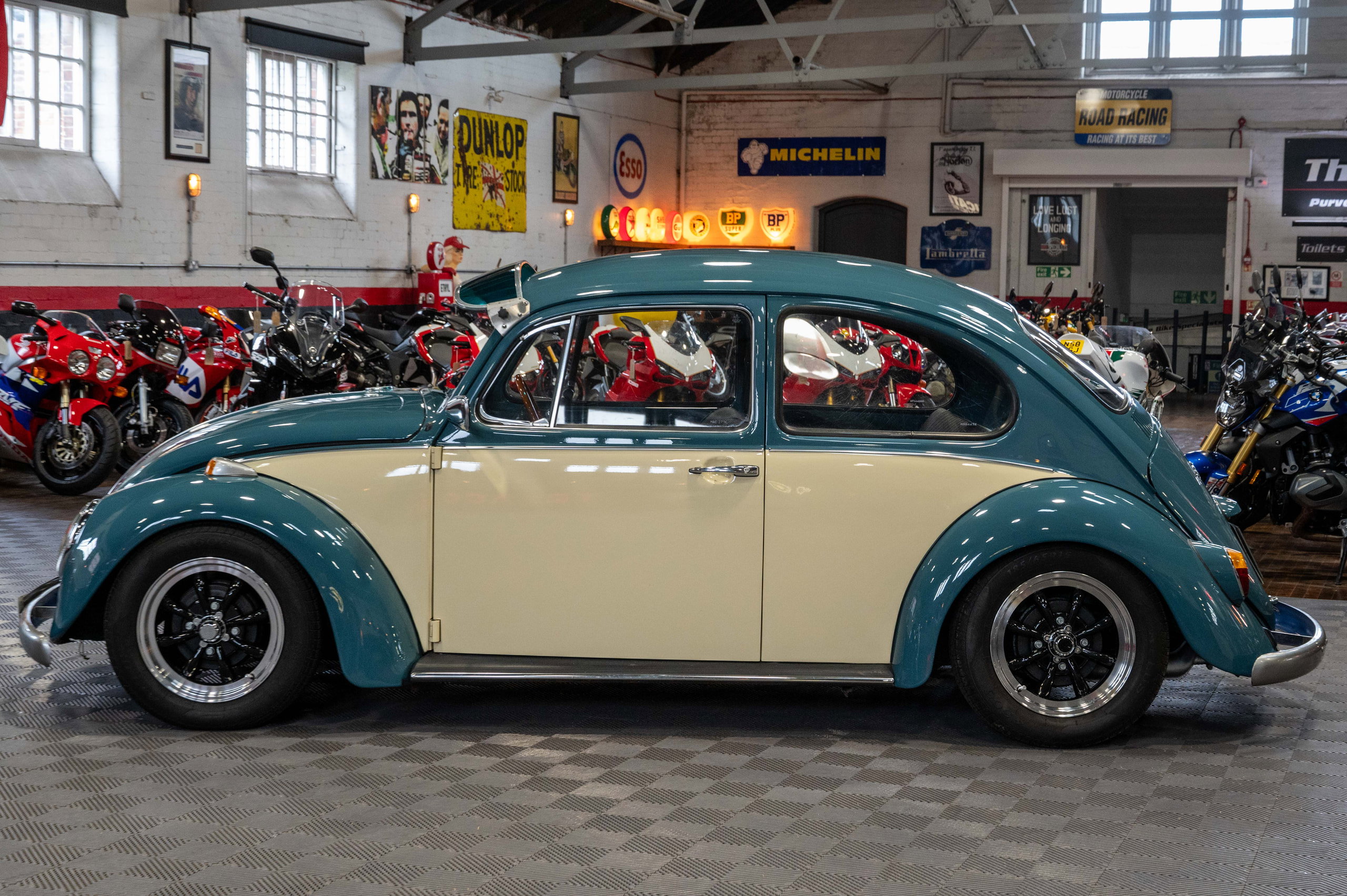 Volkswagen Beetle 1200 1971 *BUG* *Stunning condition*Original service book* 2dr 2026