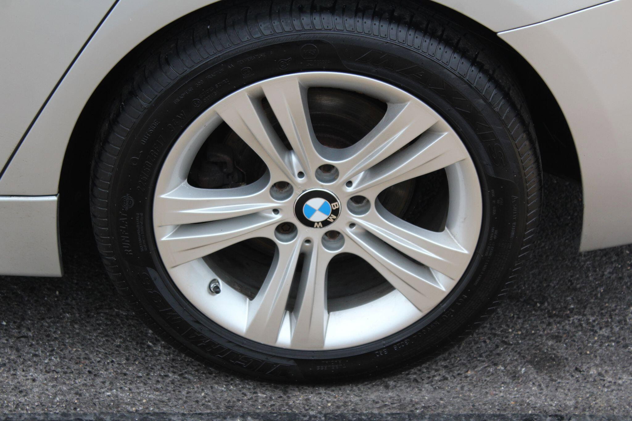 BMW 3 Series 2.0 320d BluePerformance Sport Euro 6 (s/s) 4dr 4dr Manual 2026