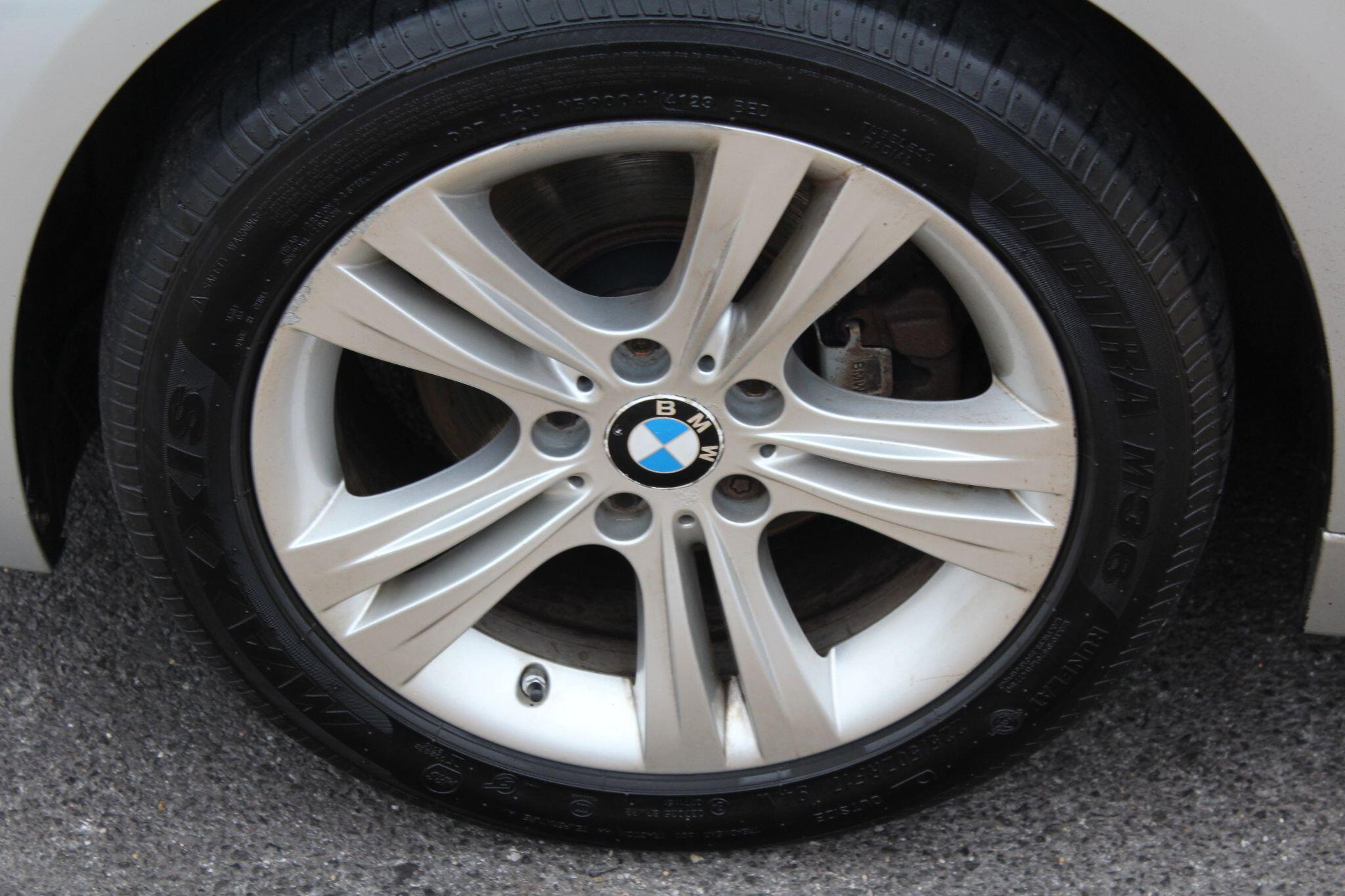 BMW 3 Series 2.0 320d BluePerformance Sport Euro 6 (s/s) 4dr 4dr Manual 2026