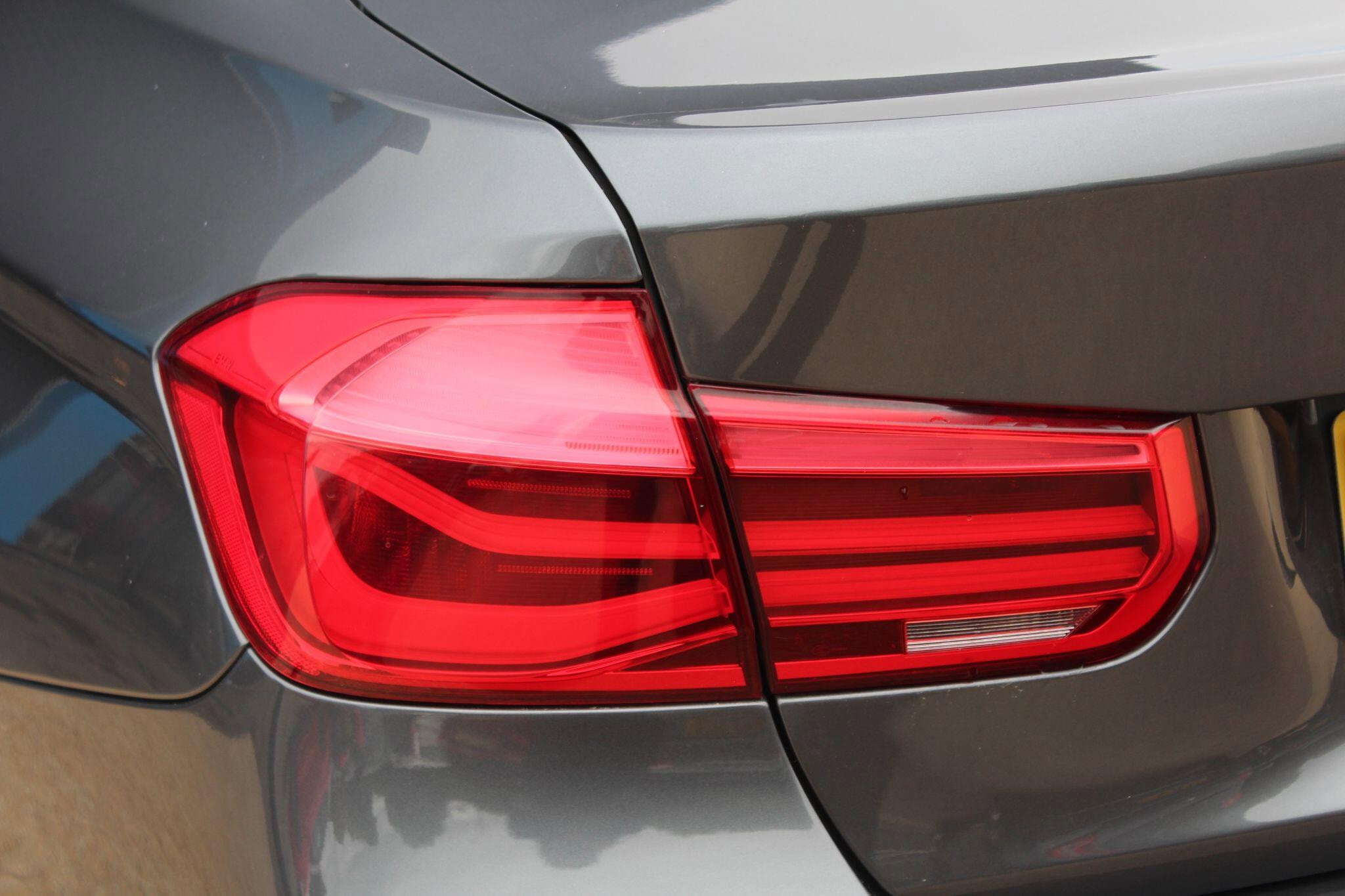 BMW 3 Series 2.0 330e 7.6kWh M Sport Auto Euro 6 (s/s) 4dr 4dr Automatic 2026