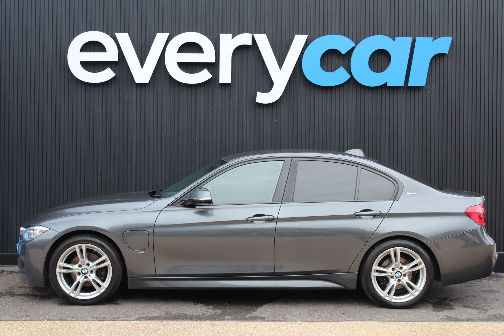 BMW 3 Series 2.0 330e 7.6kWh M Sport Auto Euro 6 (s/s) 4dr 4dr Automatic 2026