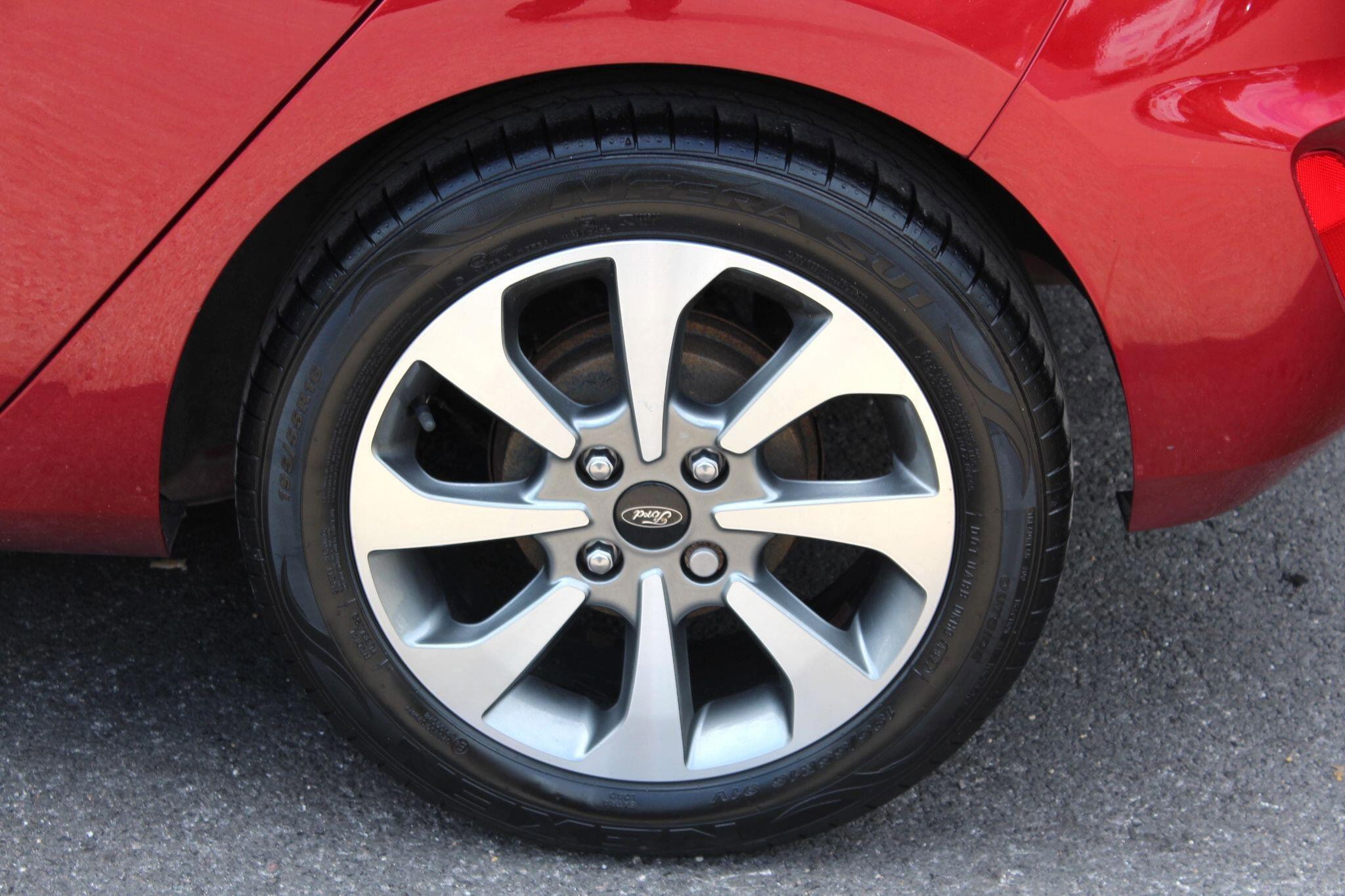 Ford Fiesta 1.0T EcoBoost Zetec Euro 6 (s/s) 5dr 5dr Manual 2026