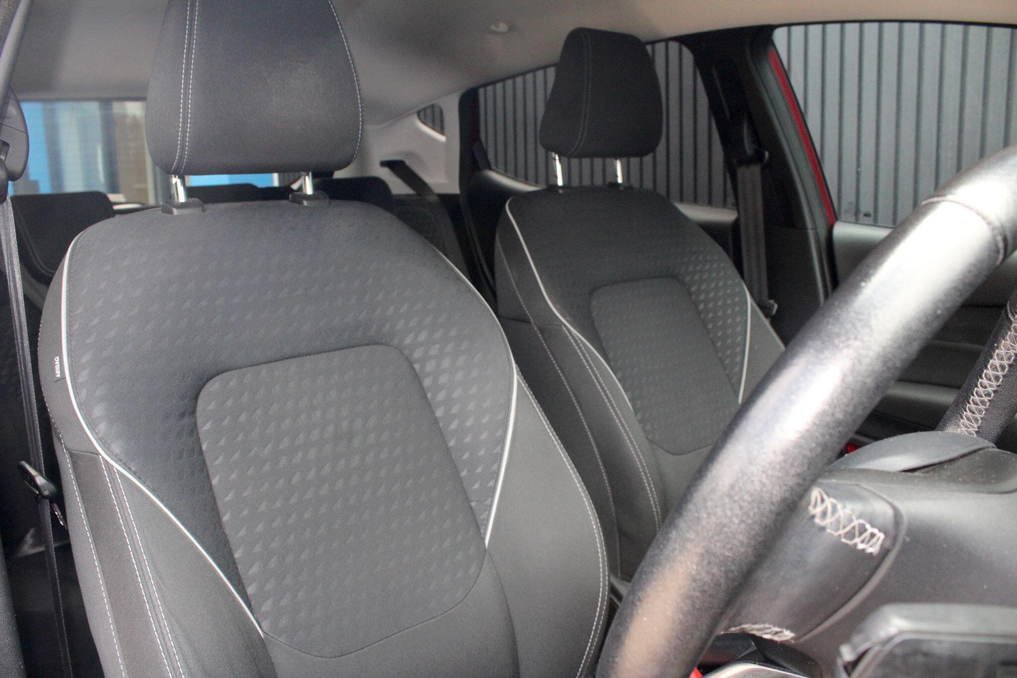 Ford Fiesta 1.0T EcoBoost Zetec Euro 6 (s/s) 5dr 5dr Manual 2026