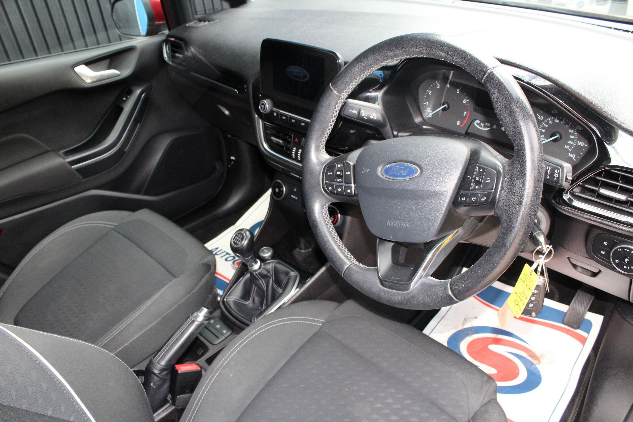 Ford Fiesta 1.0T EcoBoost Zetec Euro 6 (s/s) 5dr 5dr Manual 2026